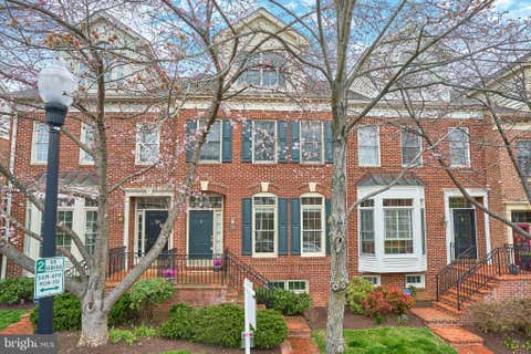 Townhouse For Rent - 1759 22nd Street<br/> ARLINGTON, VA 22209