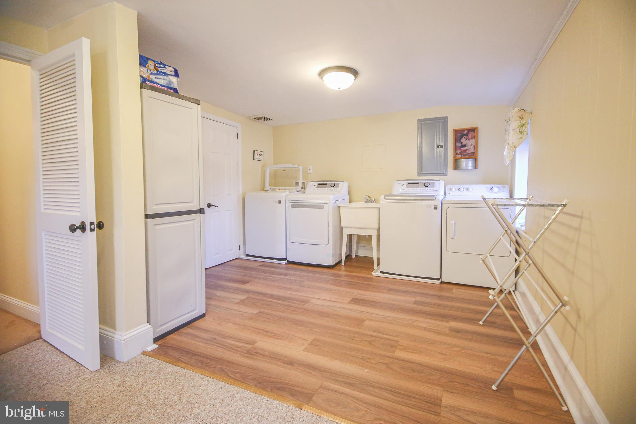 THORNBURY - Residential