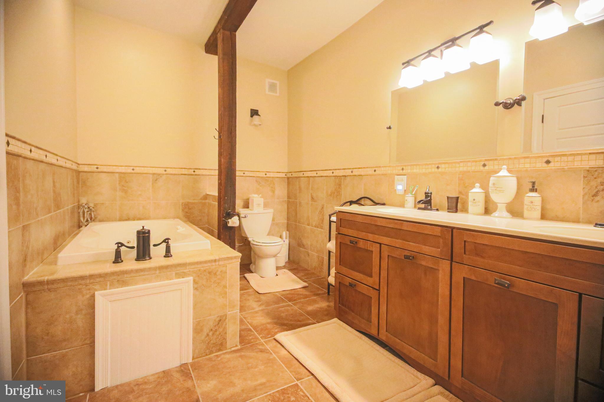 THORNBURY - Residential