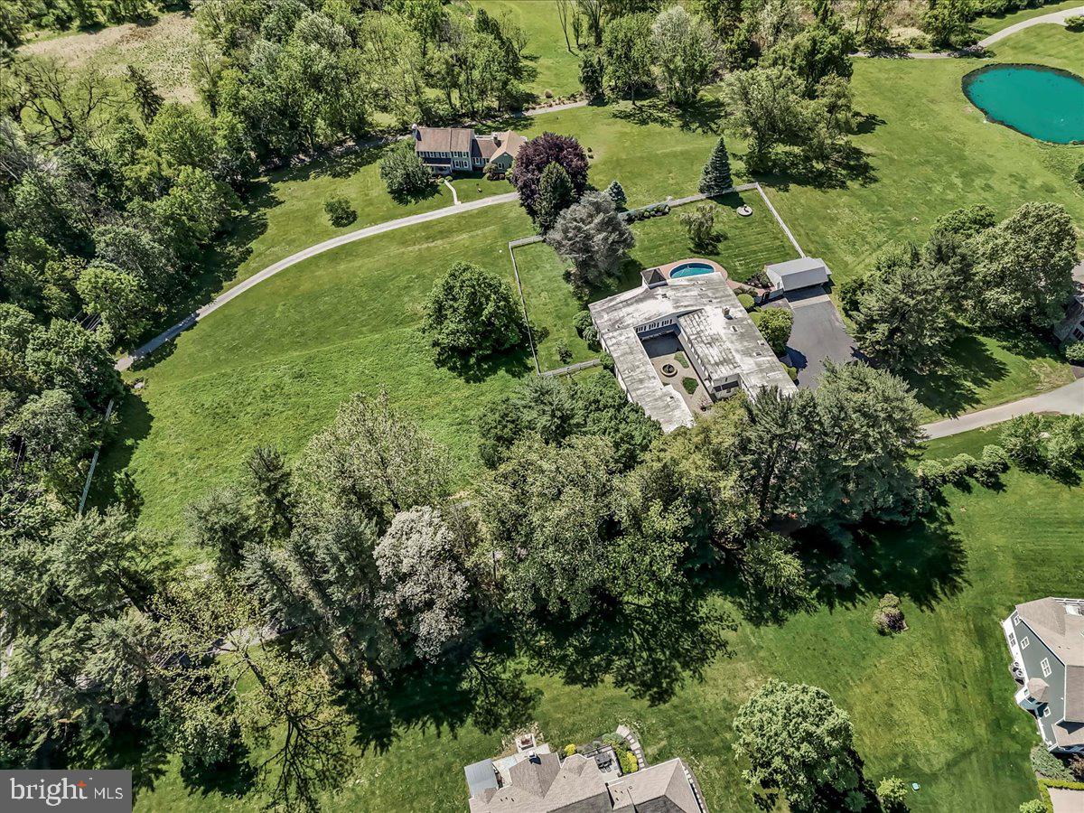 THORNBURY - Residential