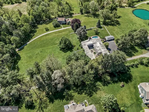 1 Huntrise Lane, West Chester, PA 19382 - MLS#: PACT2097108
