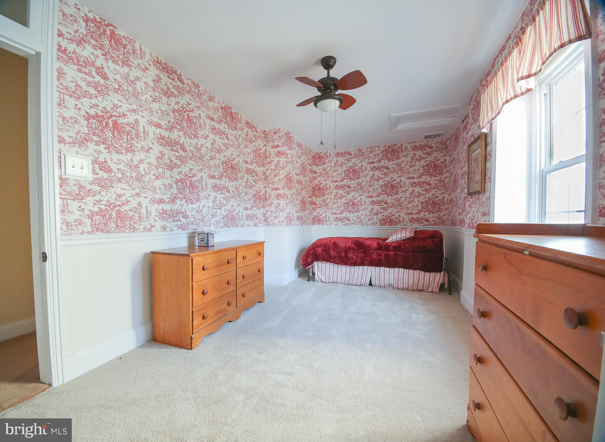 THORNBURY - Residential