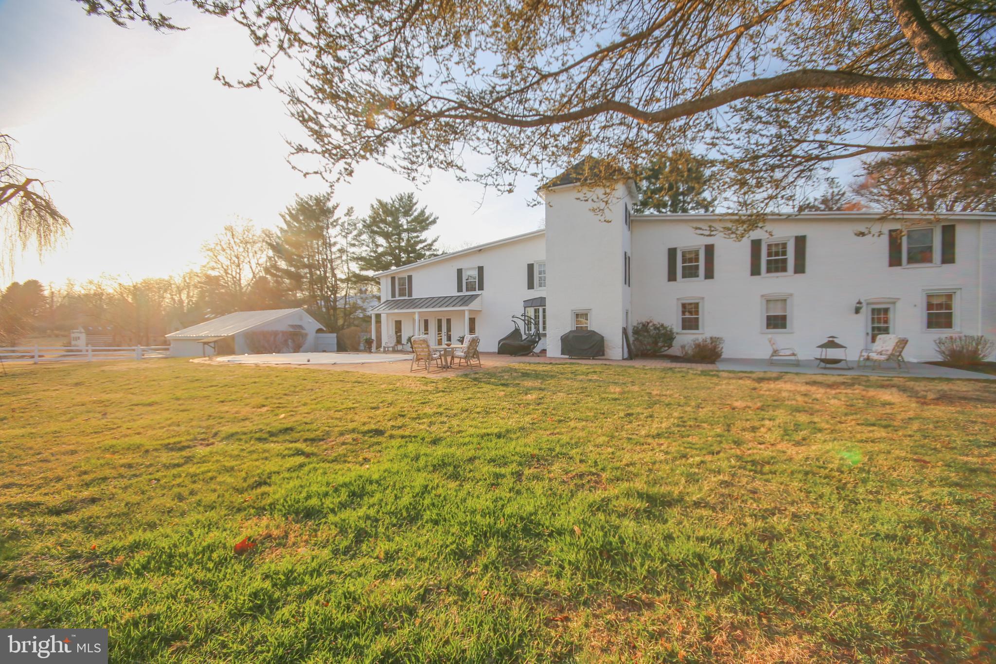 THORNBURY - Residential