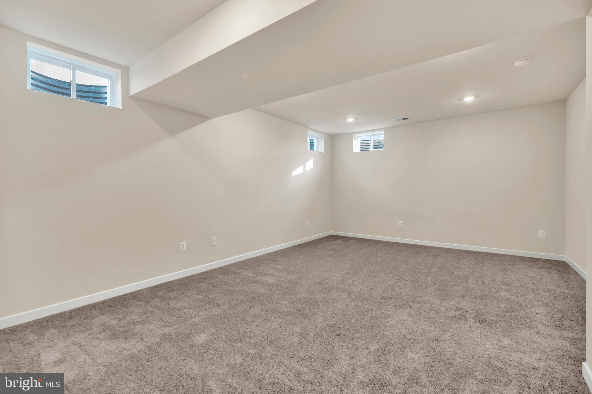 SHENANDOAH SPRINGS - Residential