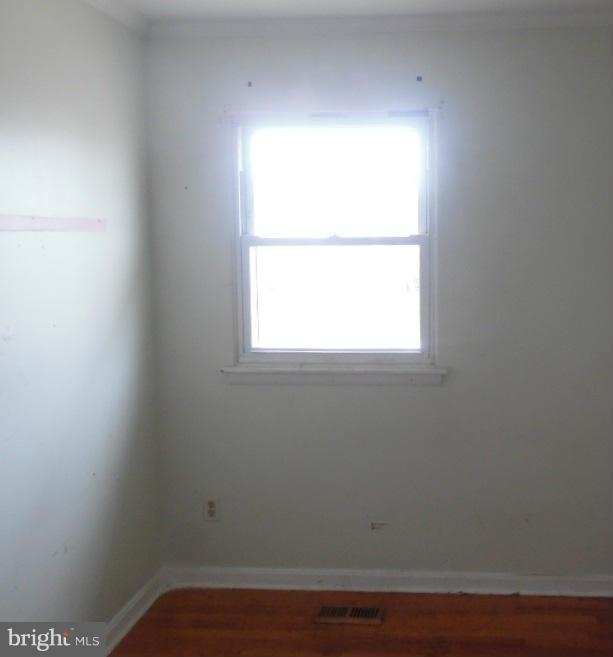 HOLLY MANOR - Residential