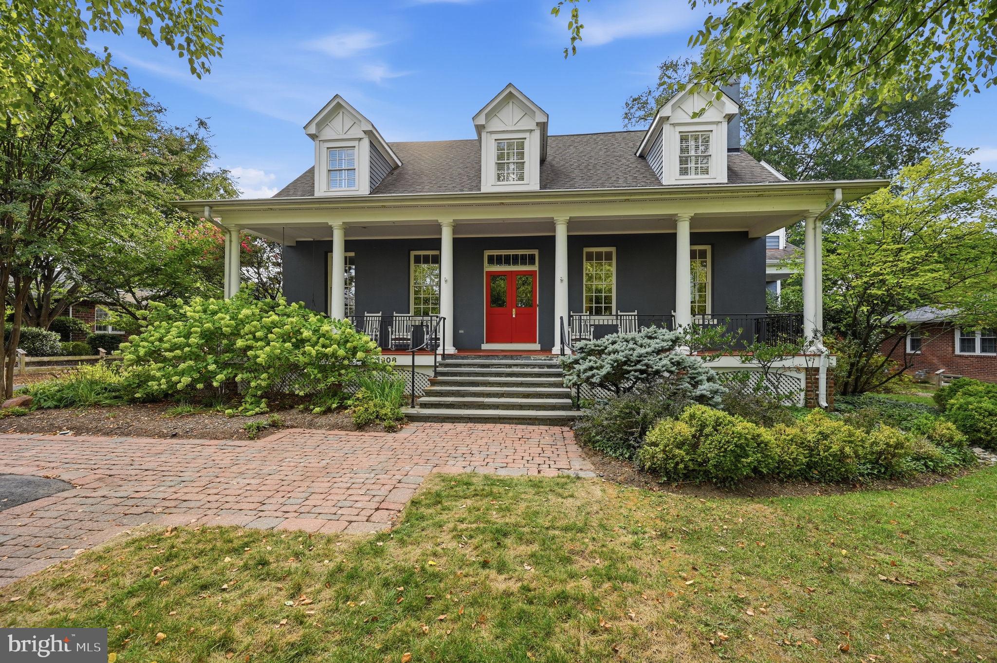 1908 S ARLINGTON RIDGE ROAD