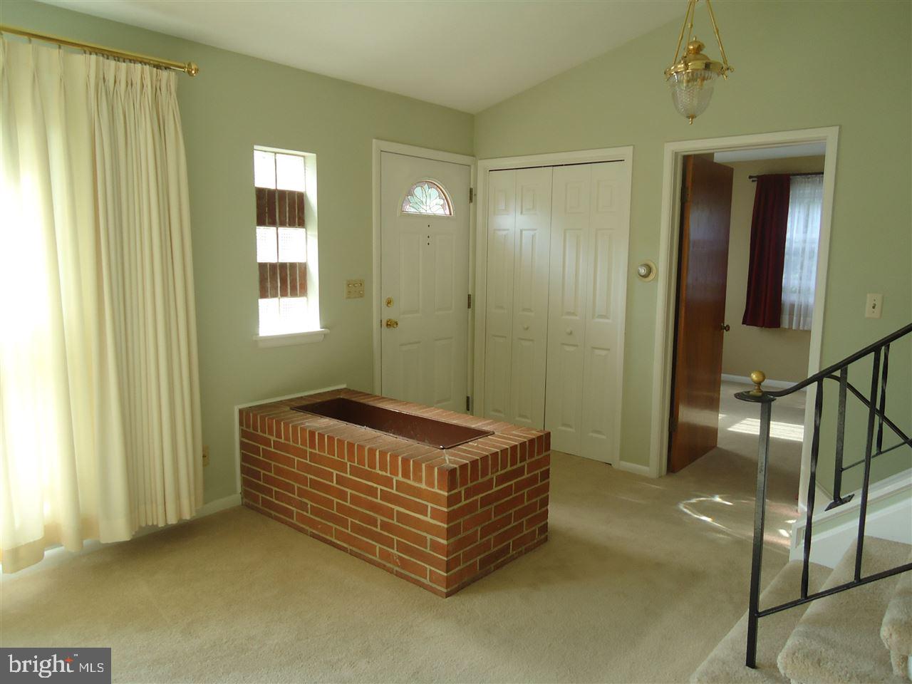 CHAPEL HILL - Residential