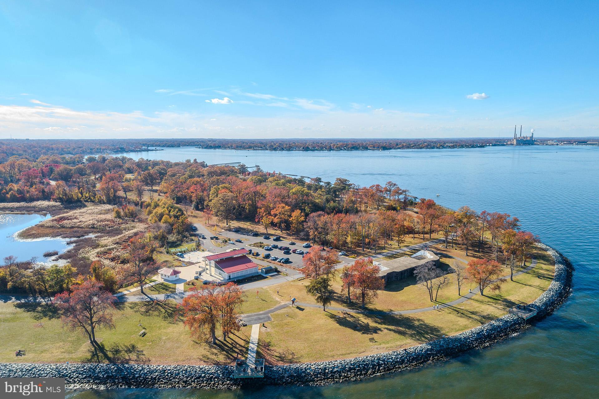 VENICE ON THE BAY - Residential