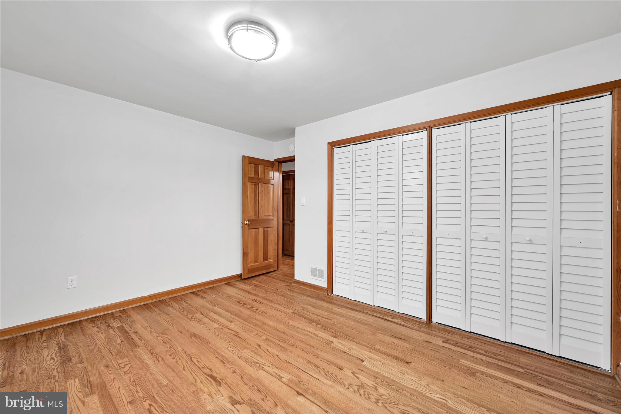 ELIZABETHTOWN BOROUGH - Residential