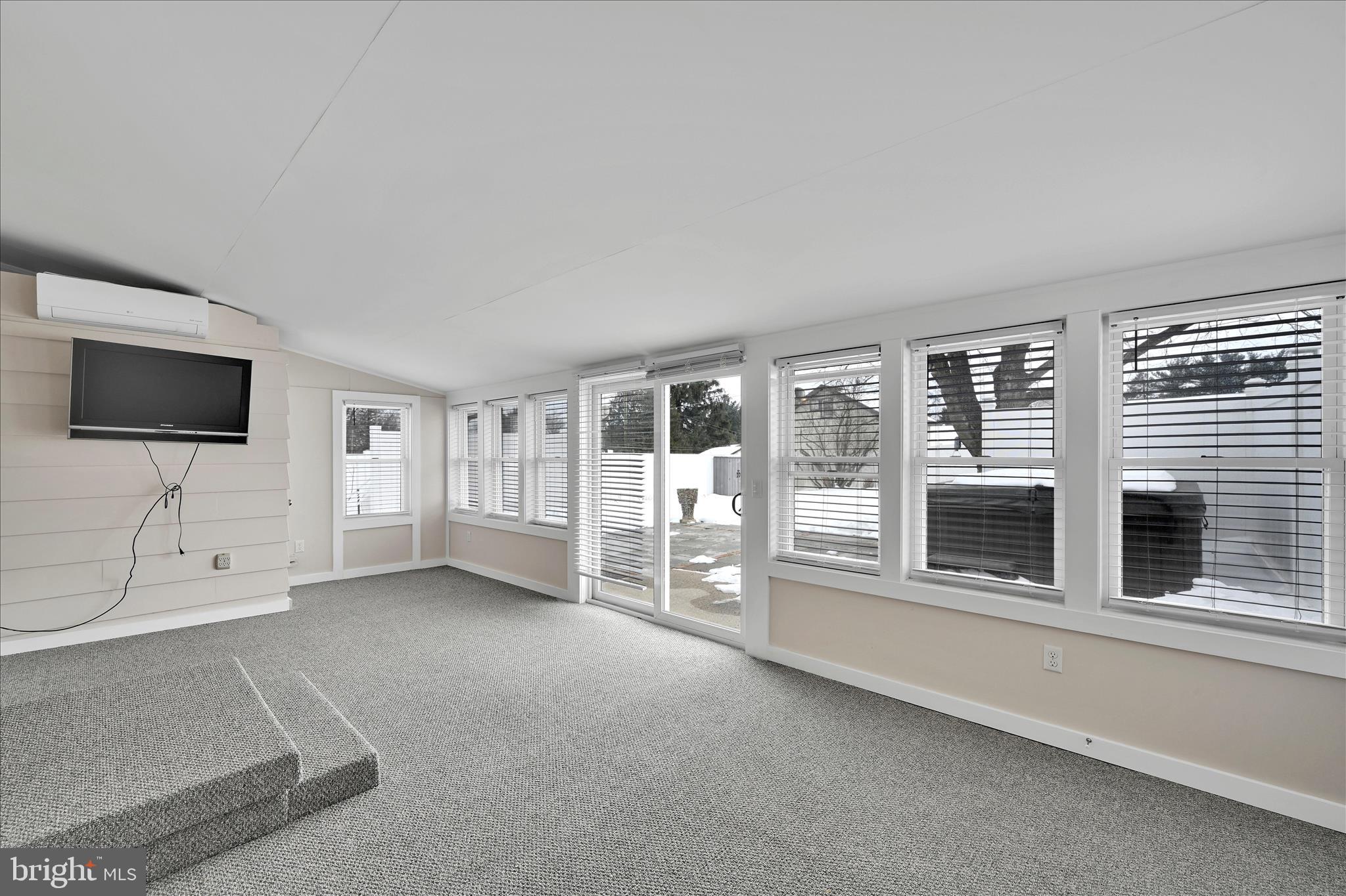 ELIZABETHTOWN BOROUGH - Residential