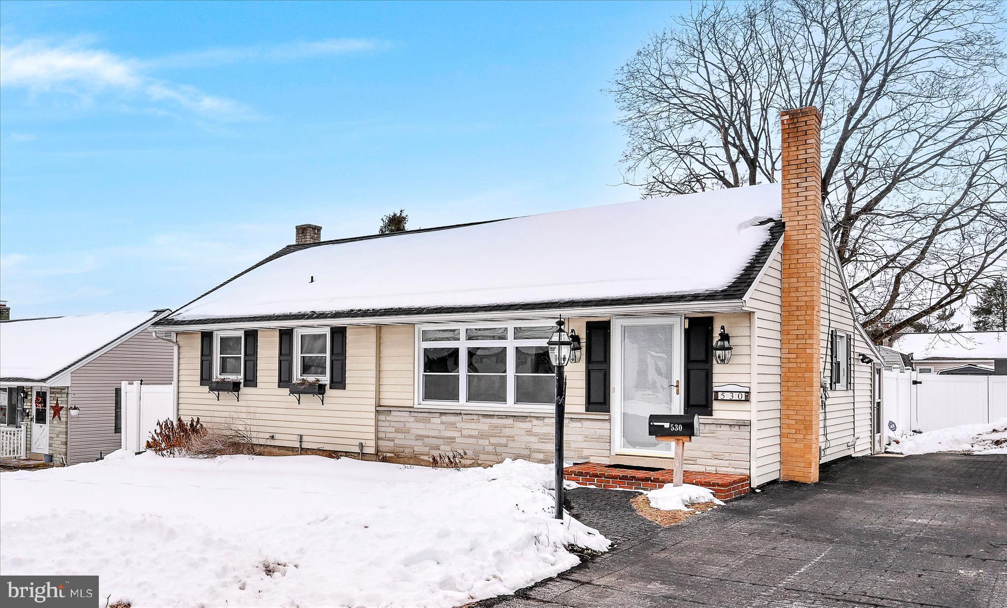 ELIZABETHTOWN BOROUGH - Residential