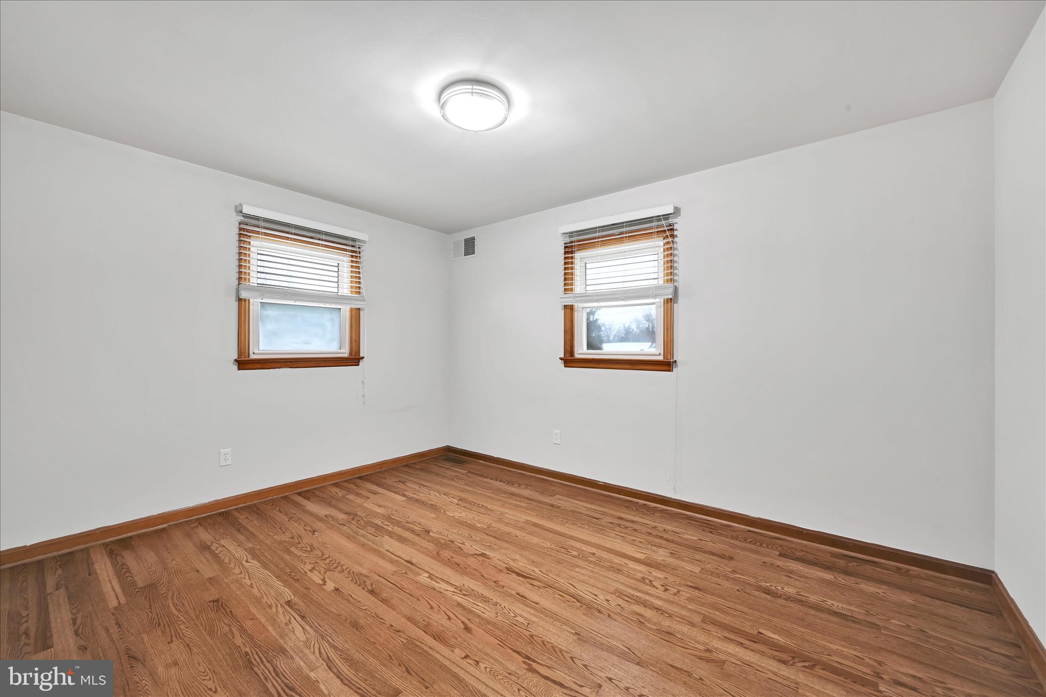 ELIZABETHTOWN BOROUGH - Residential