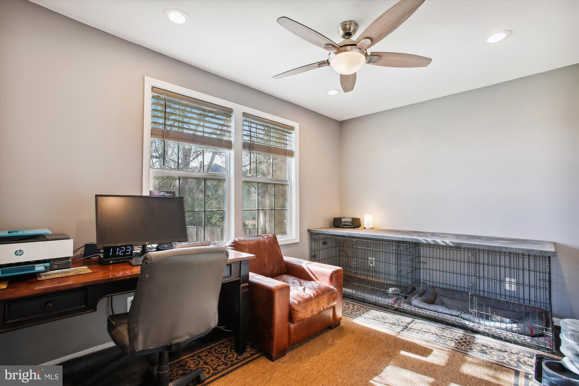 WOODLAND PARK - Residential
