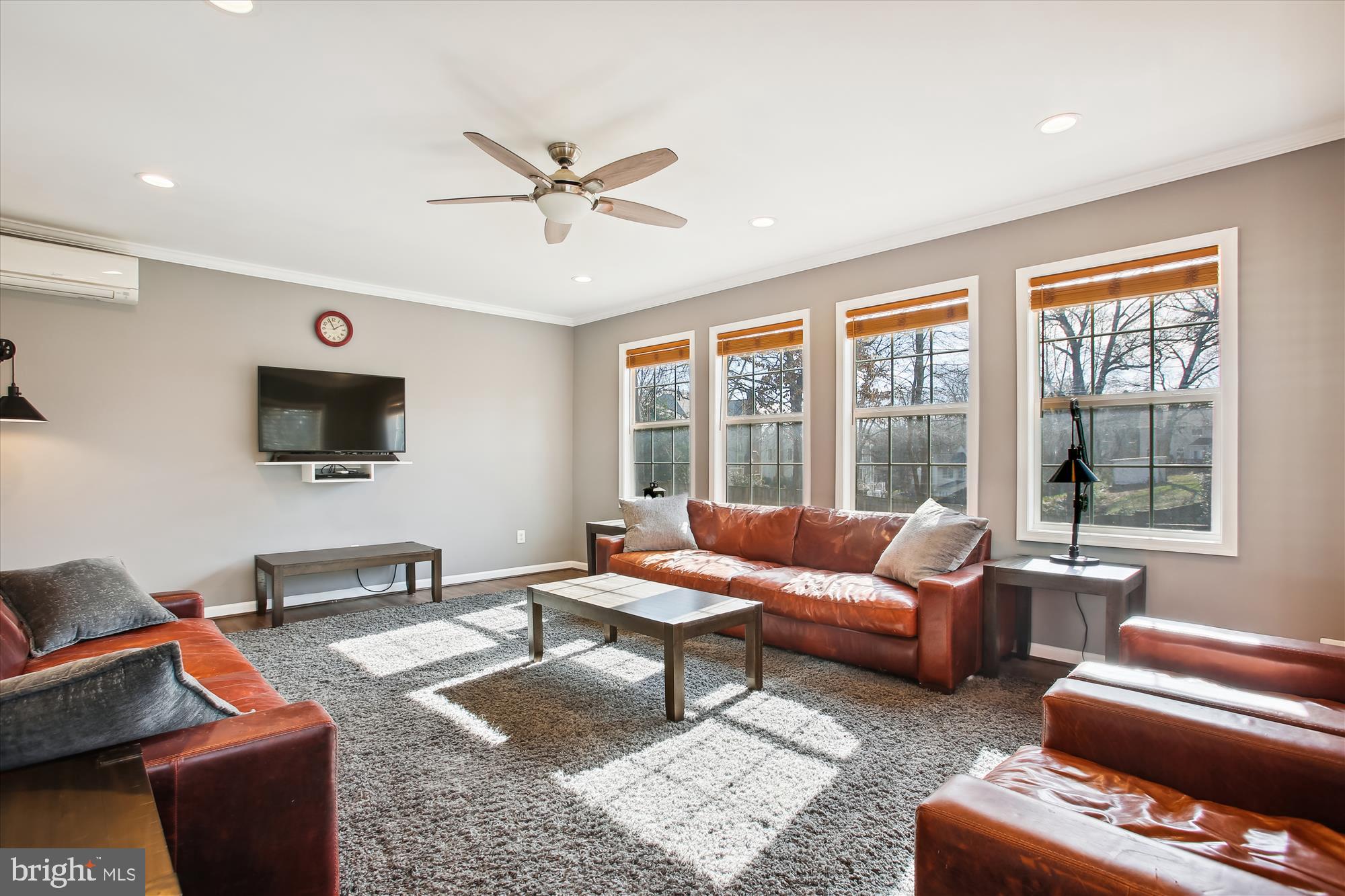 WOODLAND PARK - Residential