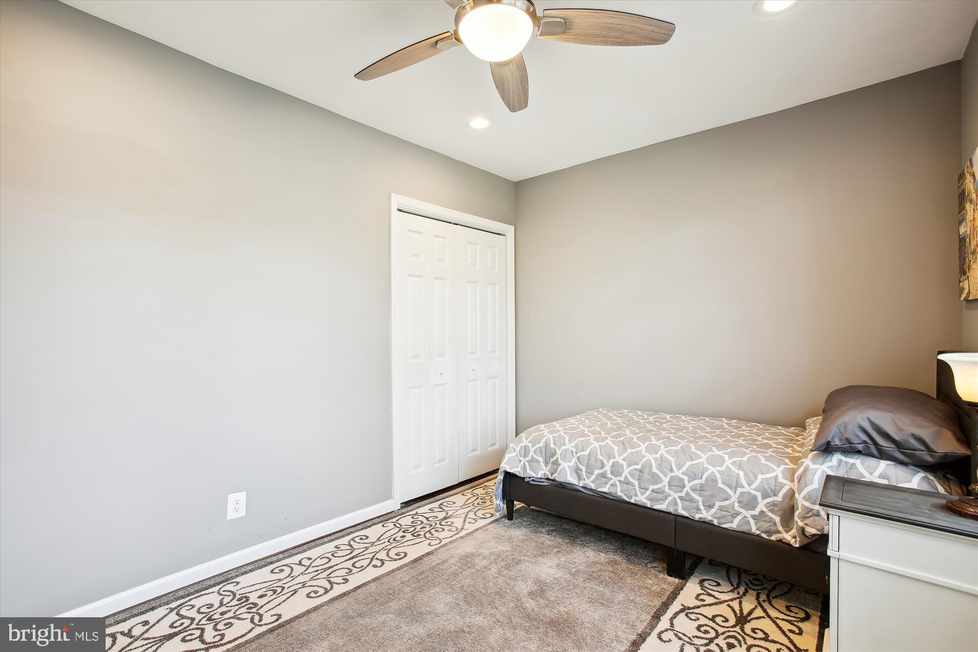 WOODLAND PARK - Residential