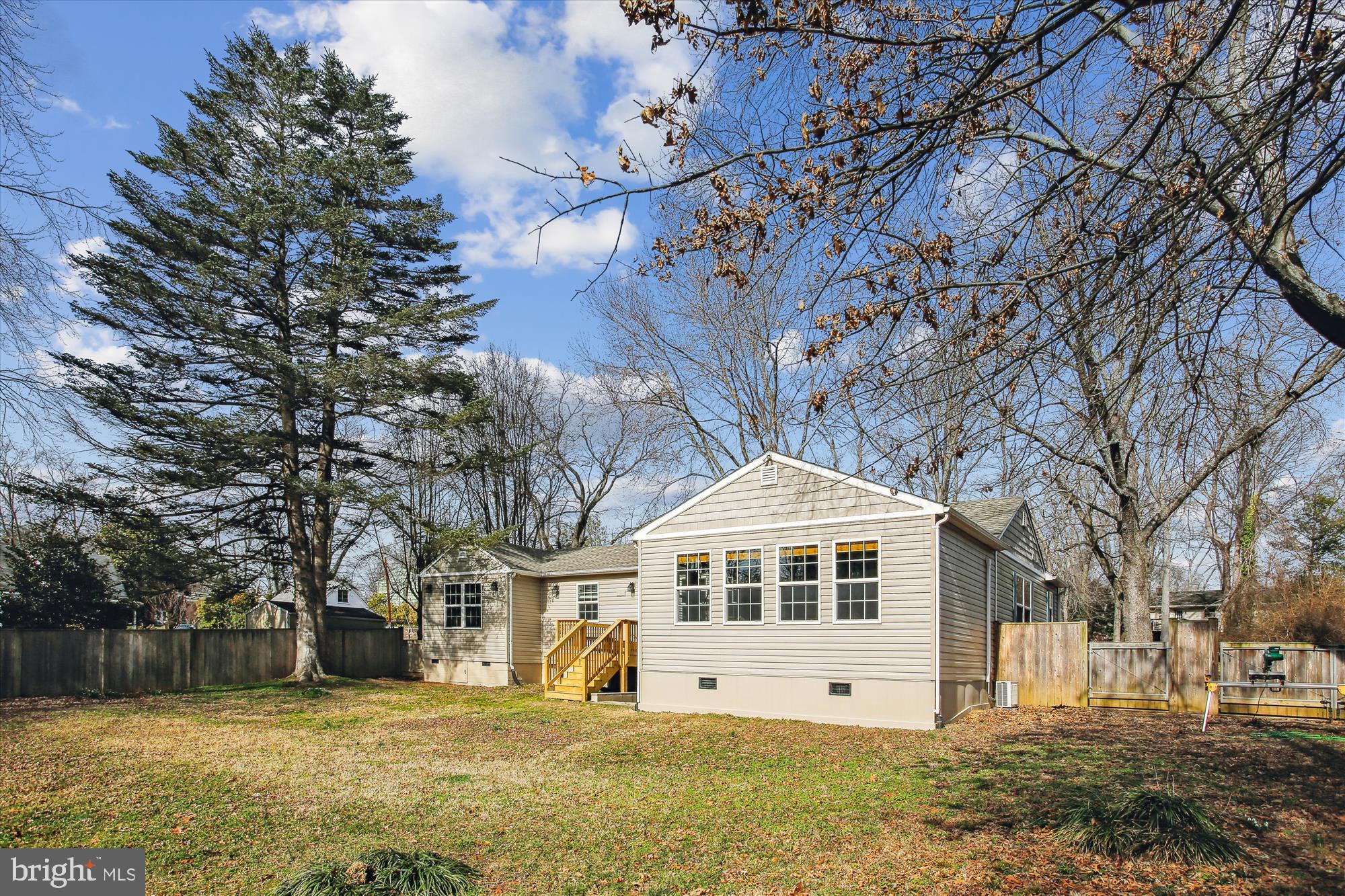 WOODLAND PARK - Residential