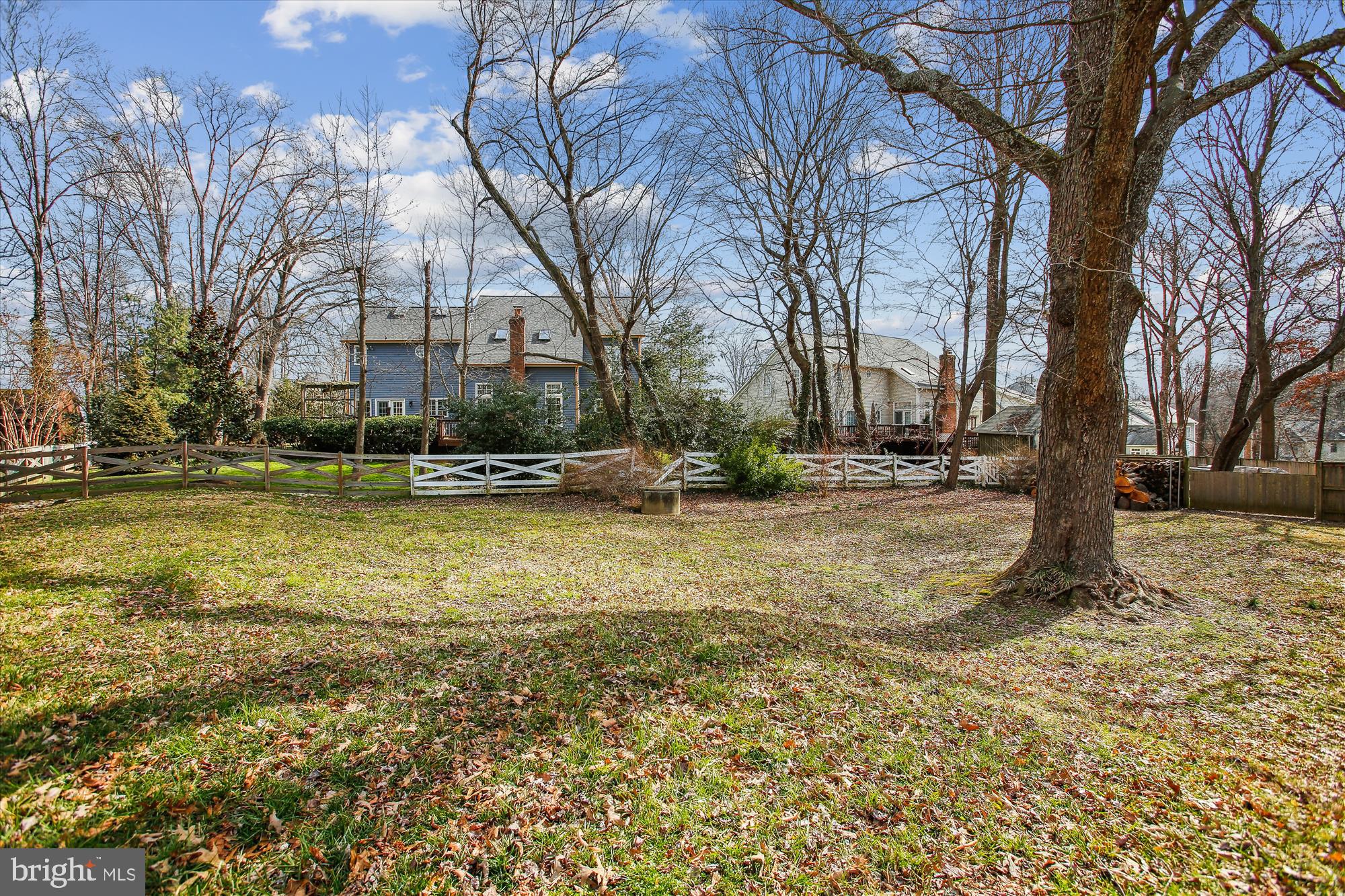 WOODLAND PARK - Residential