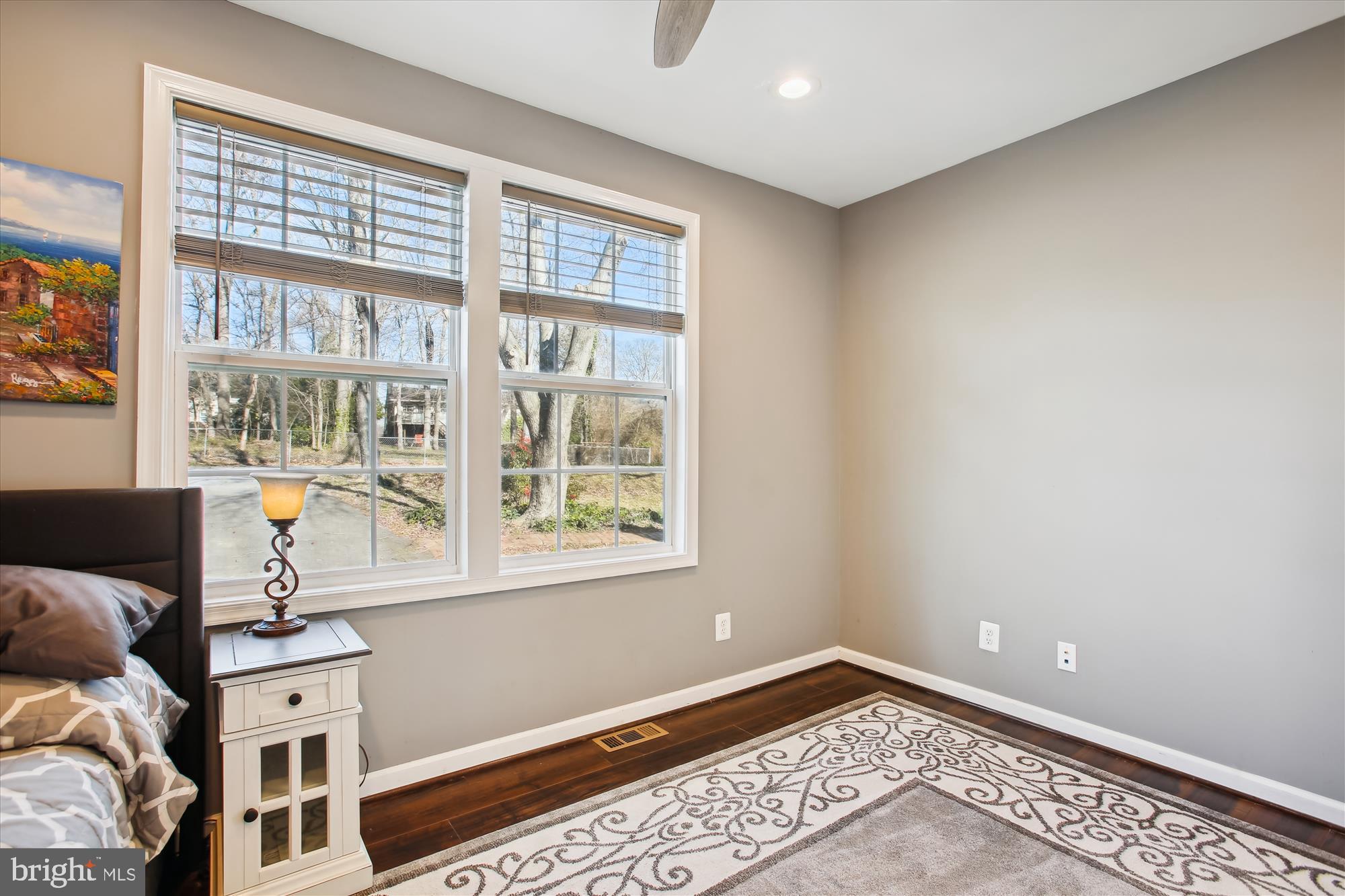 WOODLAND PARK - Residential
