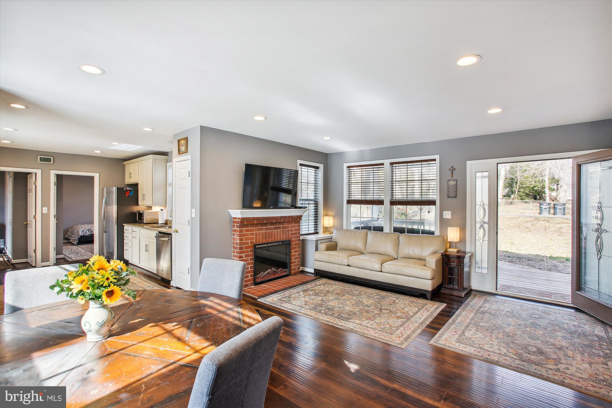 WOODLAND PARK - Residential