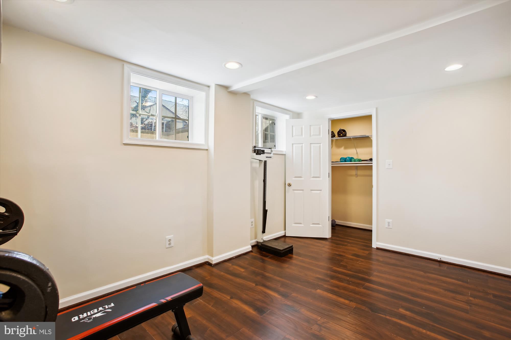 WOODLAND PARK - Residential