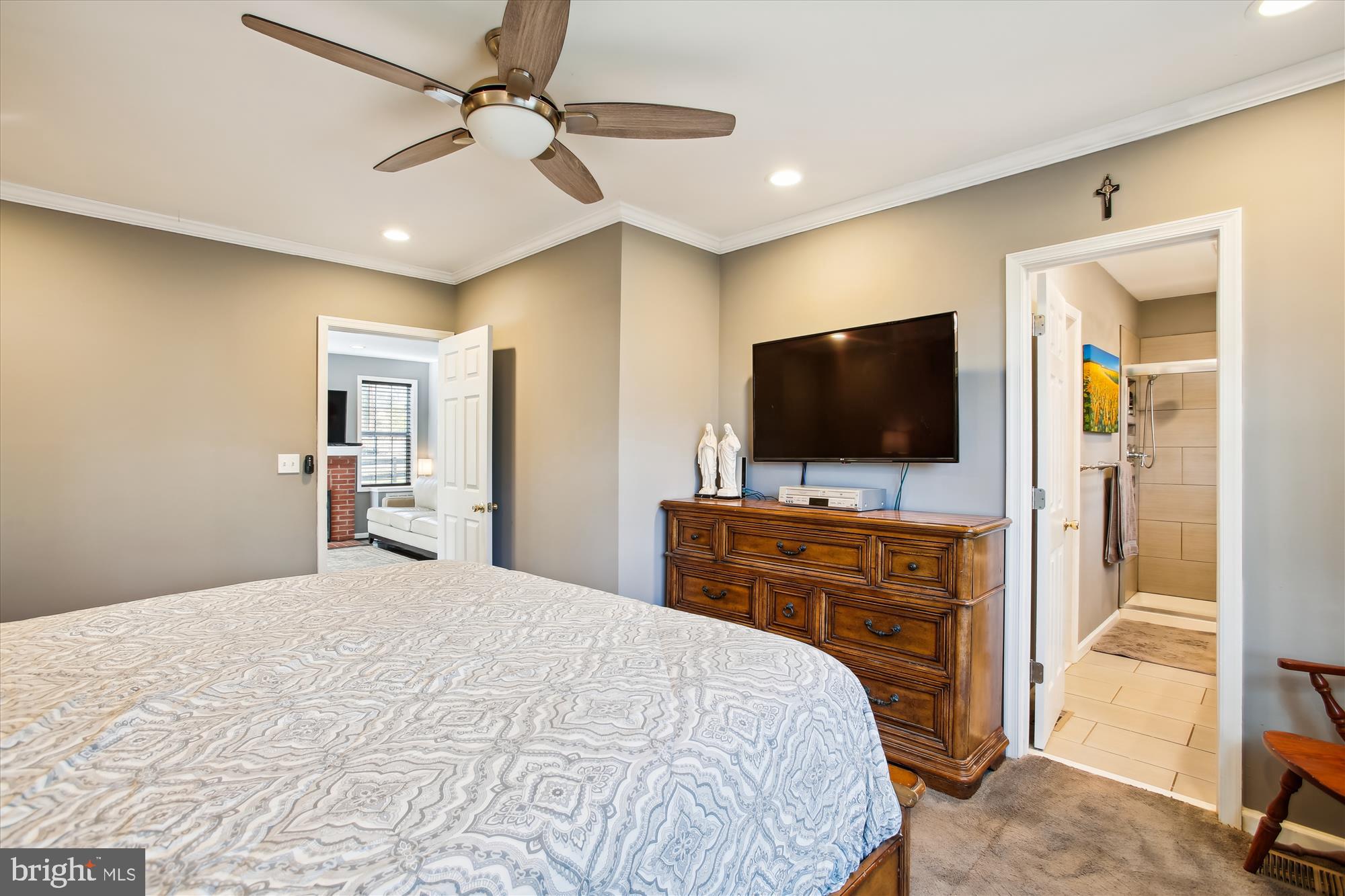 WOODLAND PARK - Residential