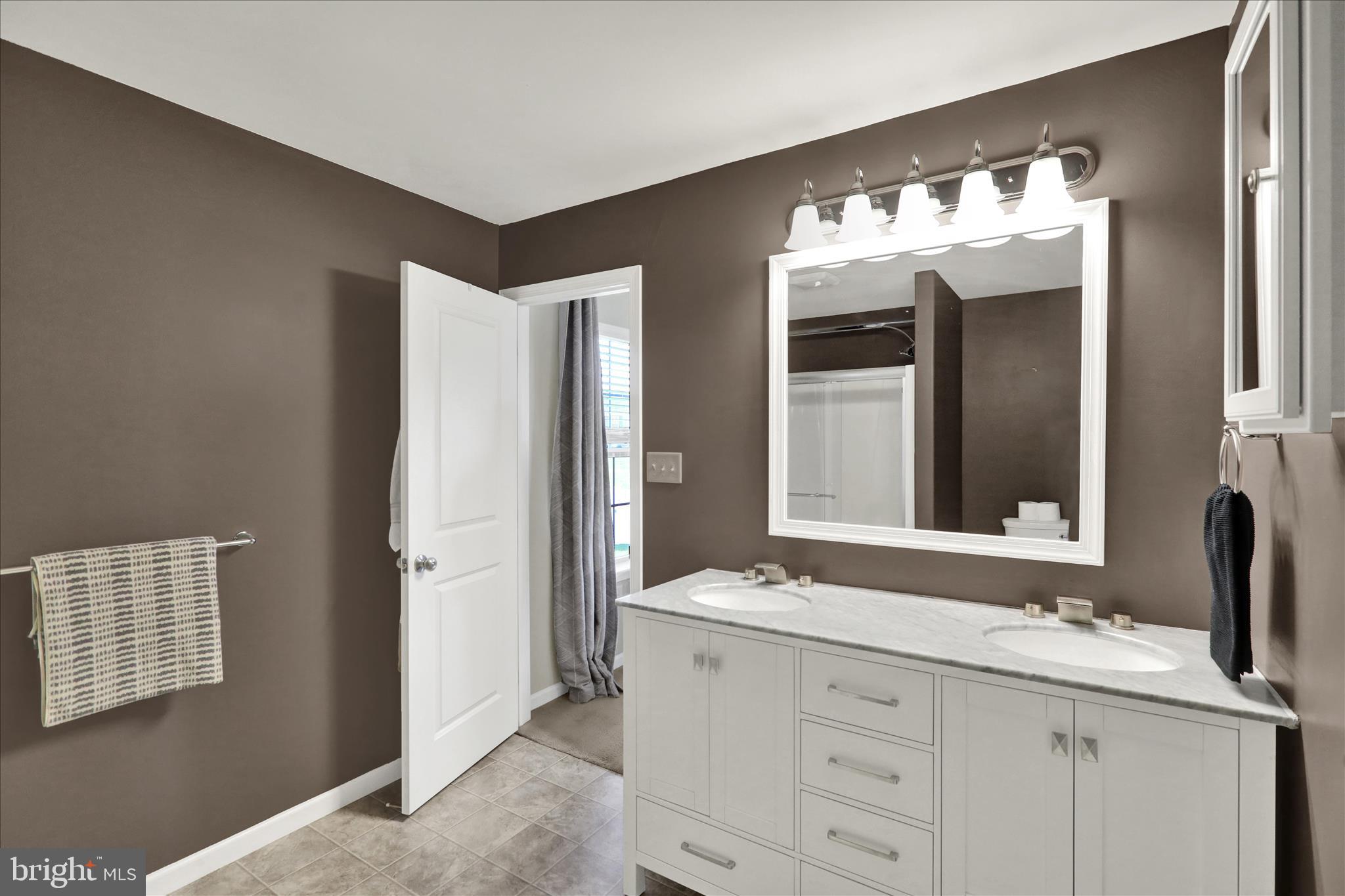 VILLAS AT FEATHERTON - Residential
