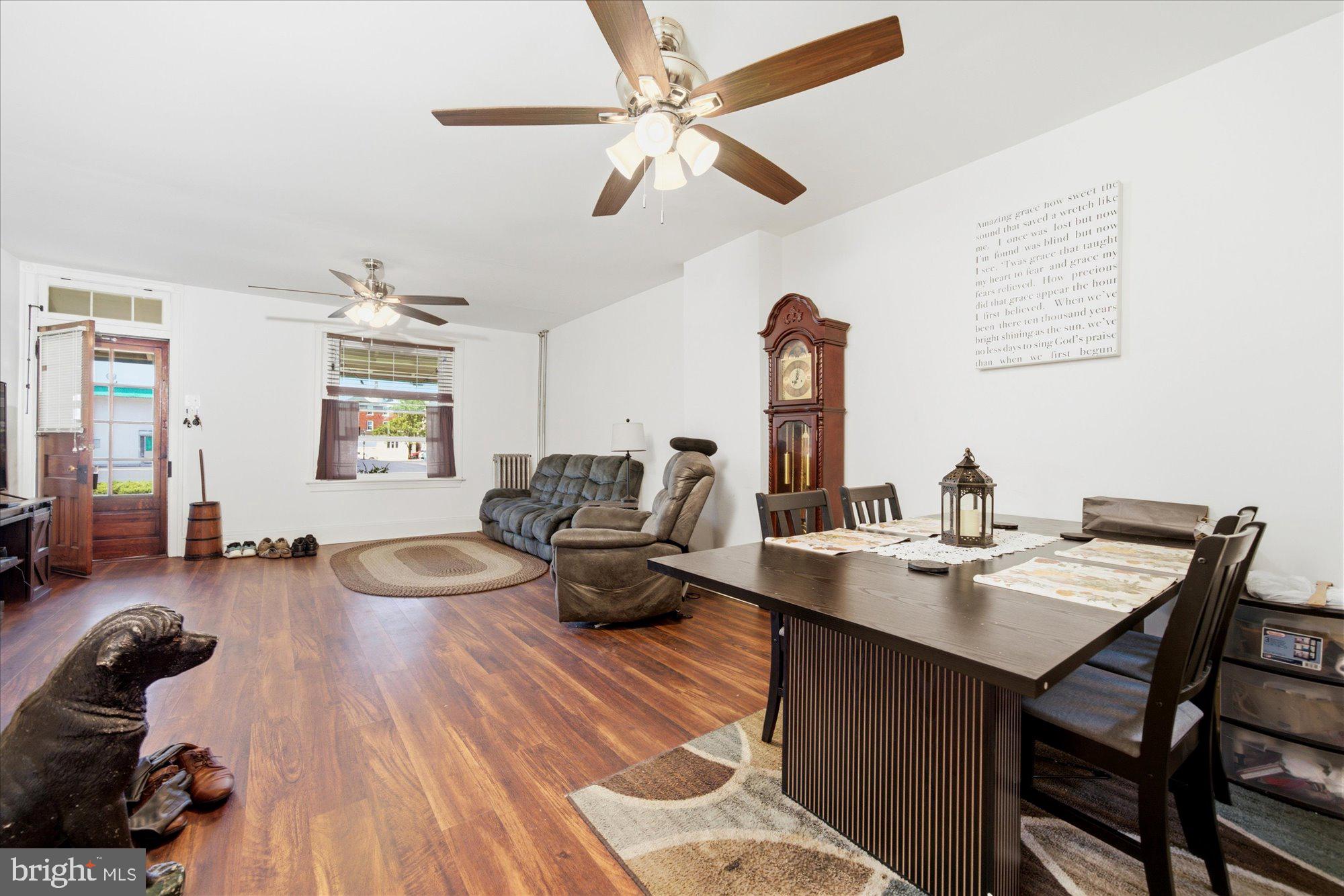 17 E SECOND STREET