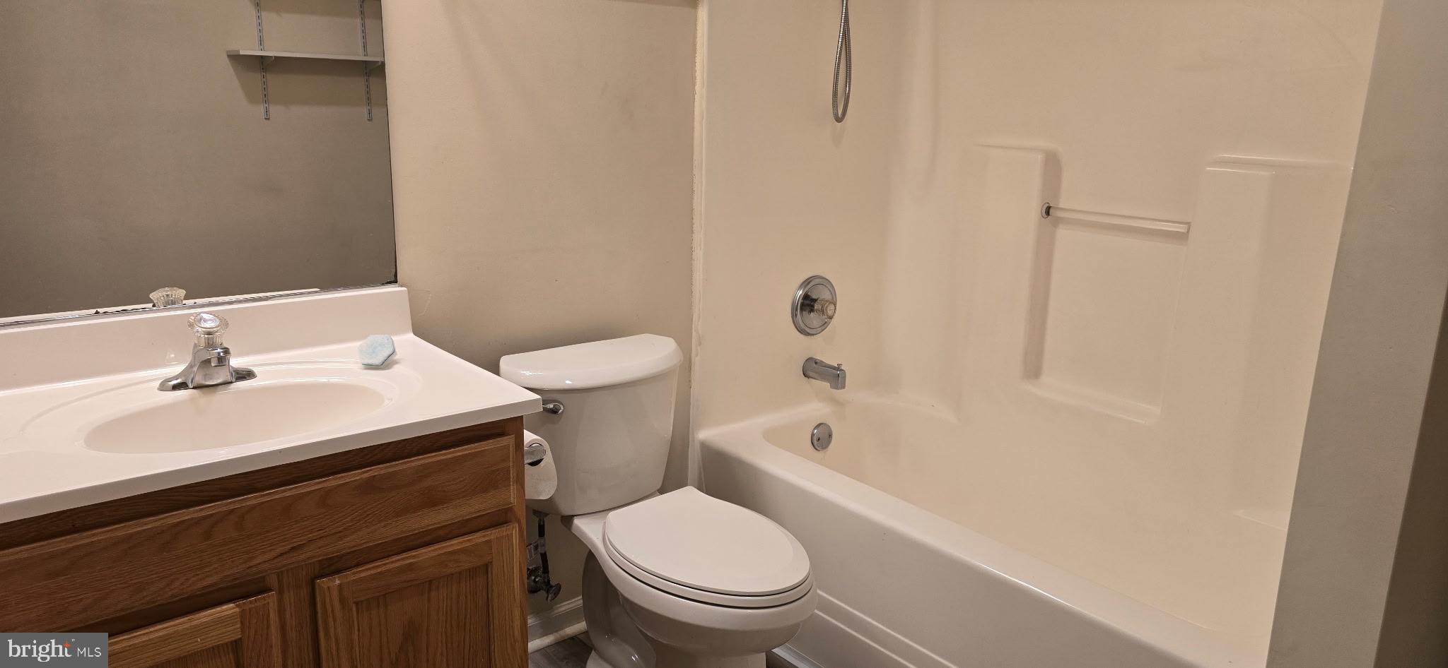 3509 LACEBARK ELM COURT