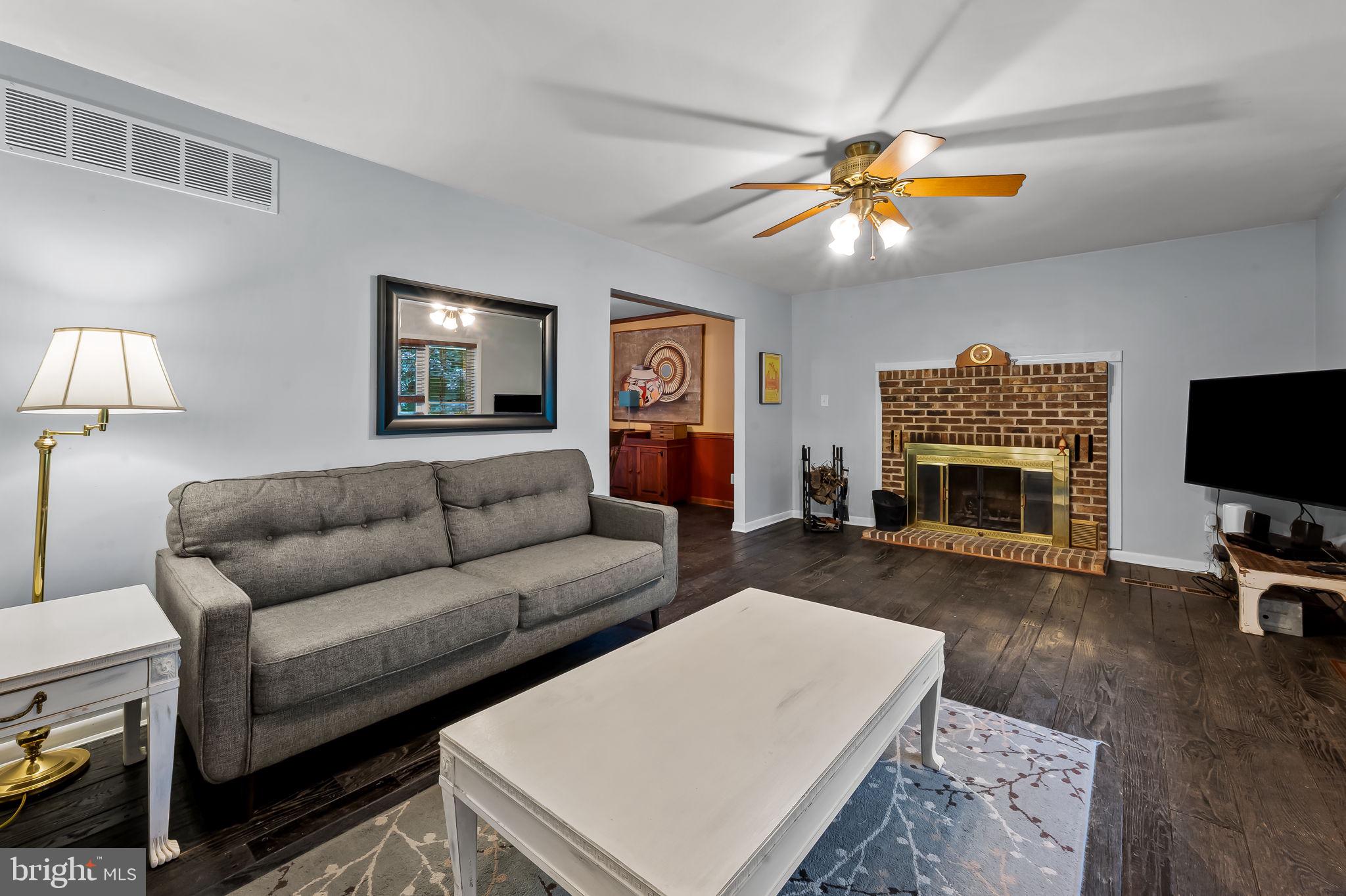 FLAGG MEADOW - Residential