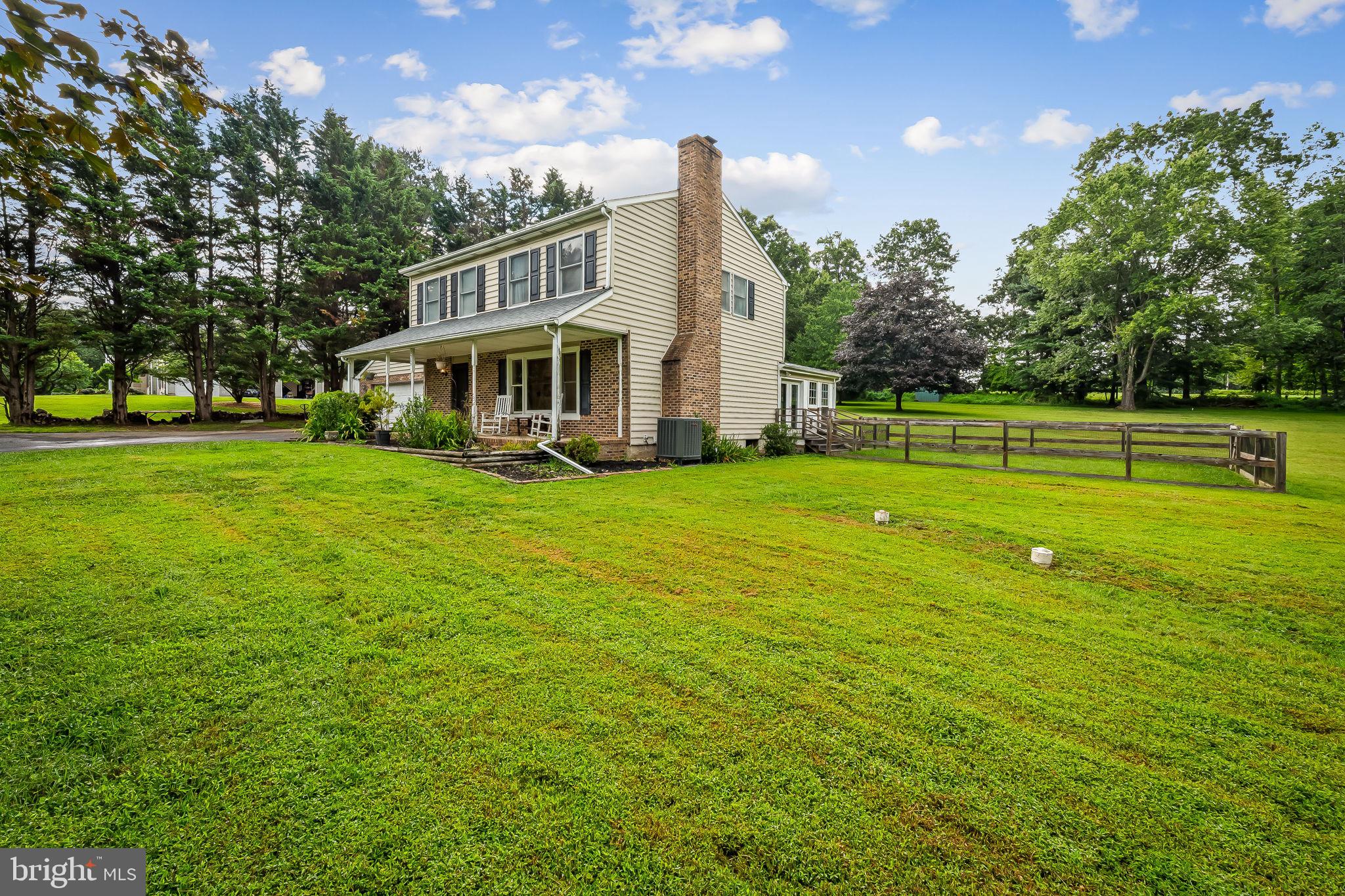 FLAGG MEADOW - Residential