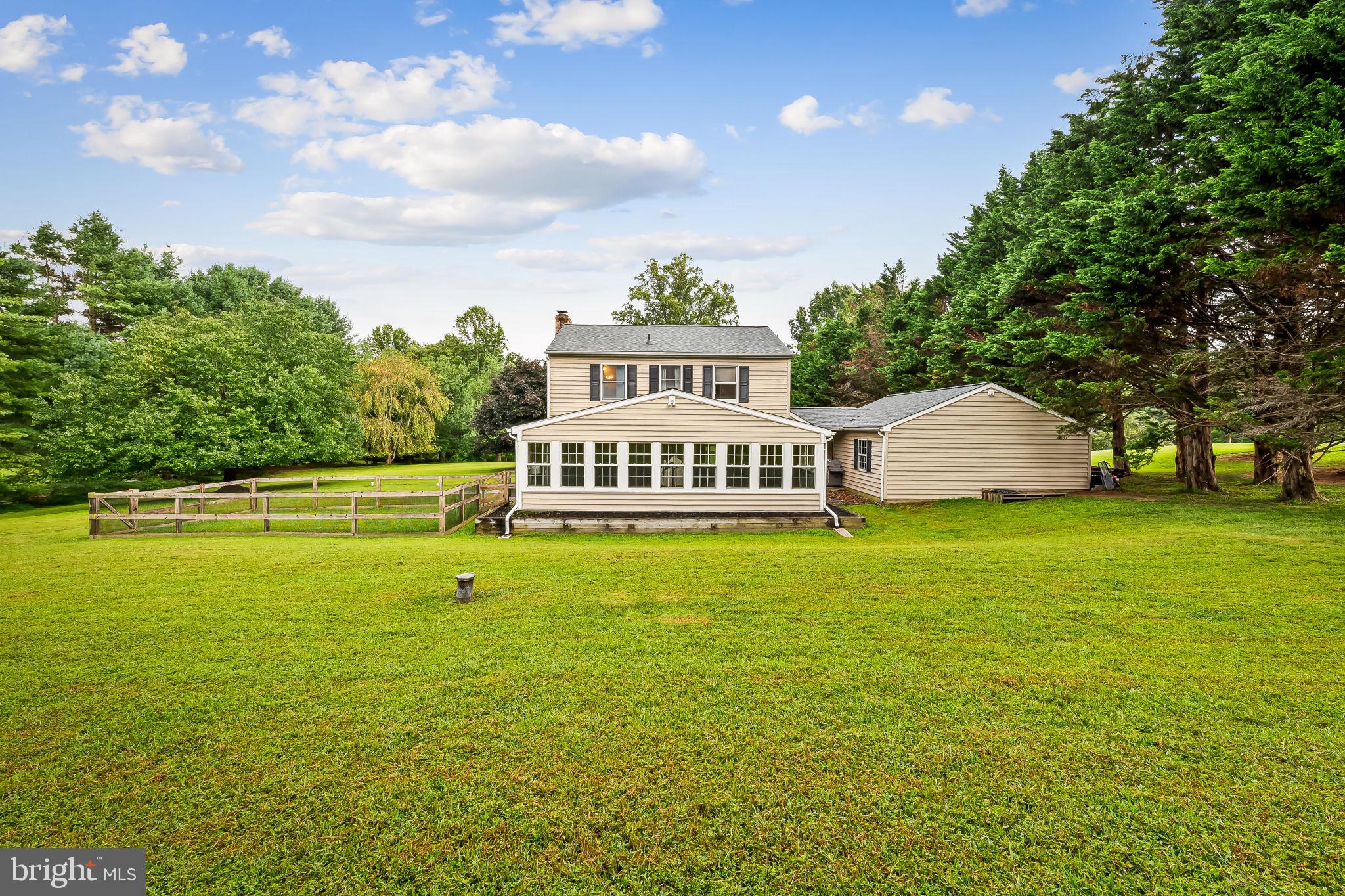 FLAGG MEADOW - Residential