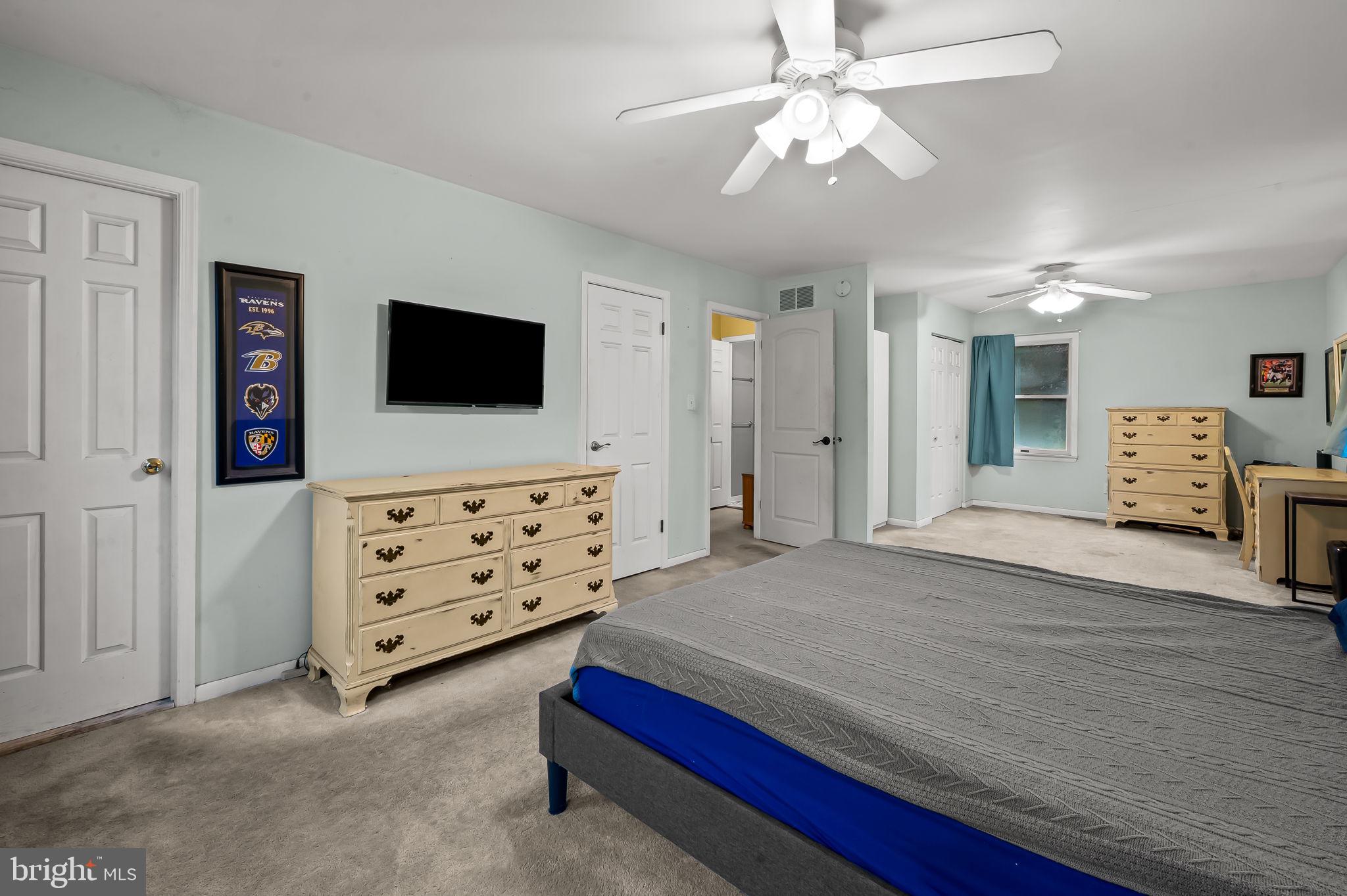 FLAGG MEADOW - Residential