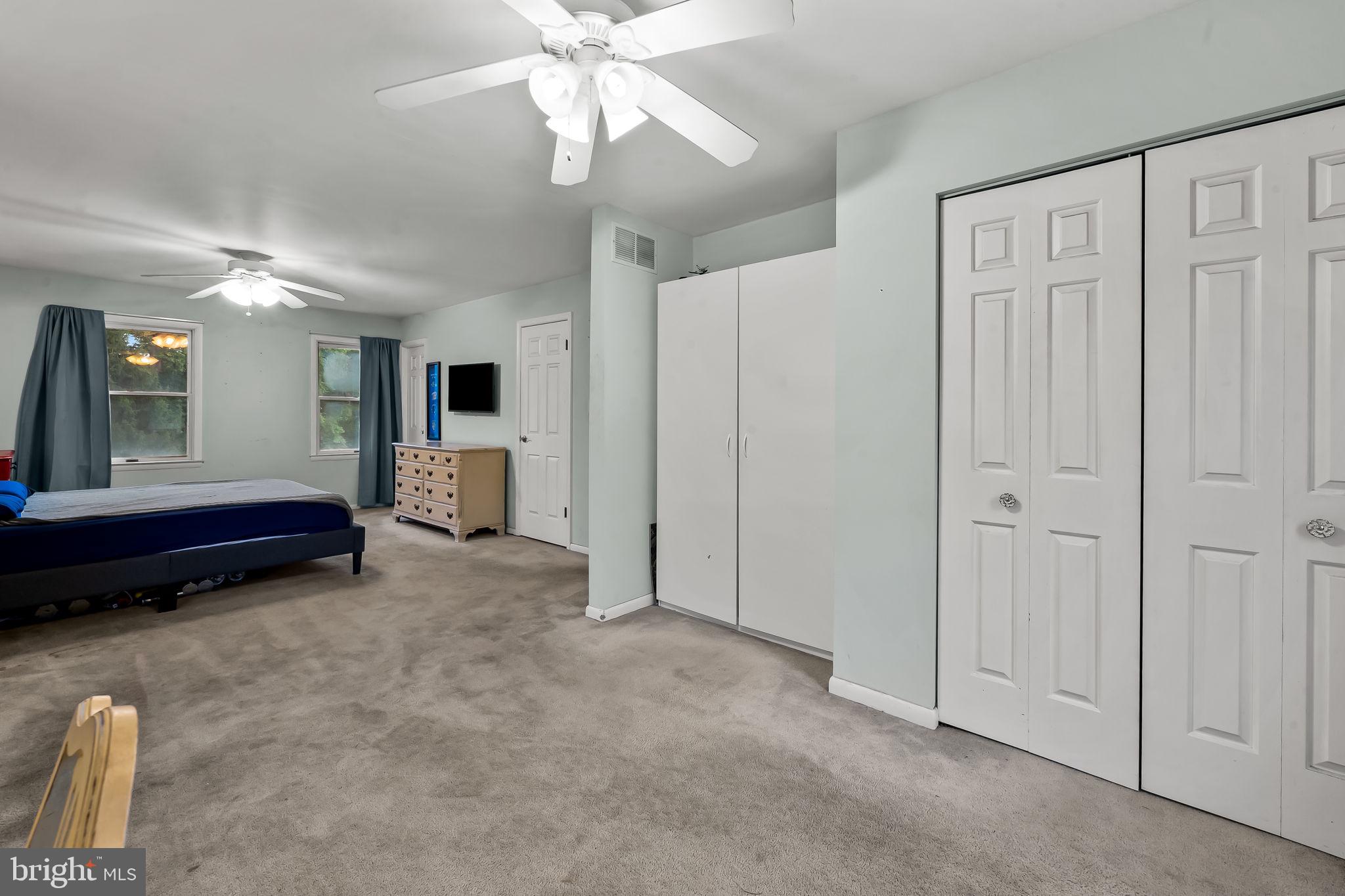 FLAGG MEADOW - Residential