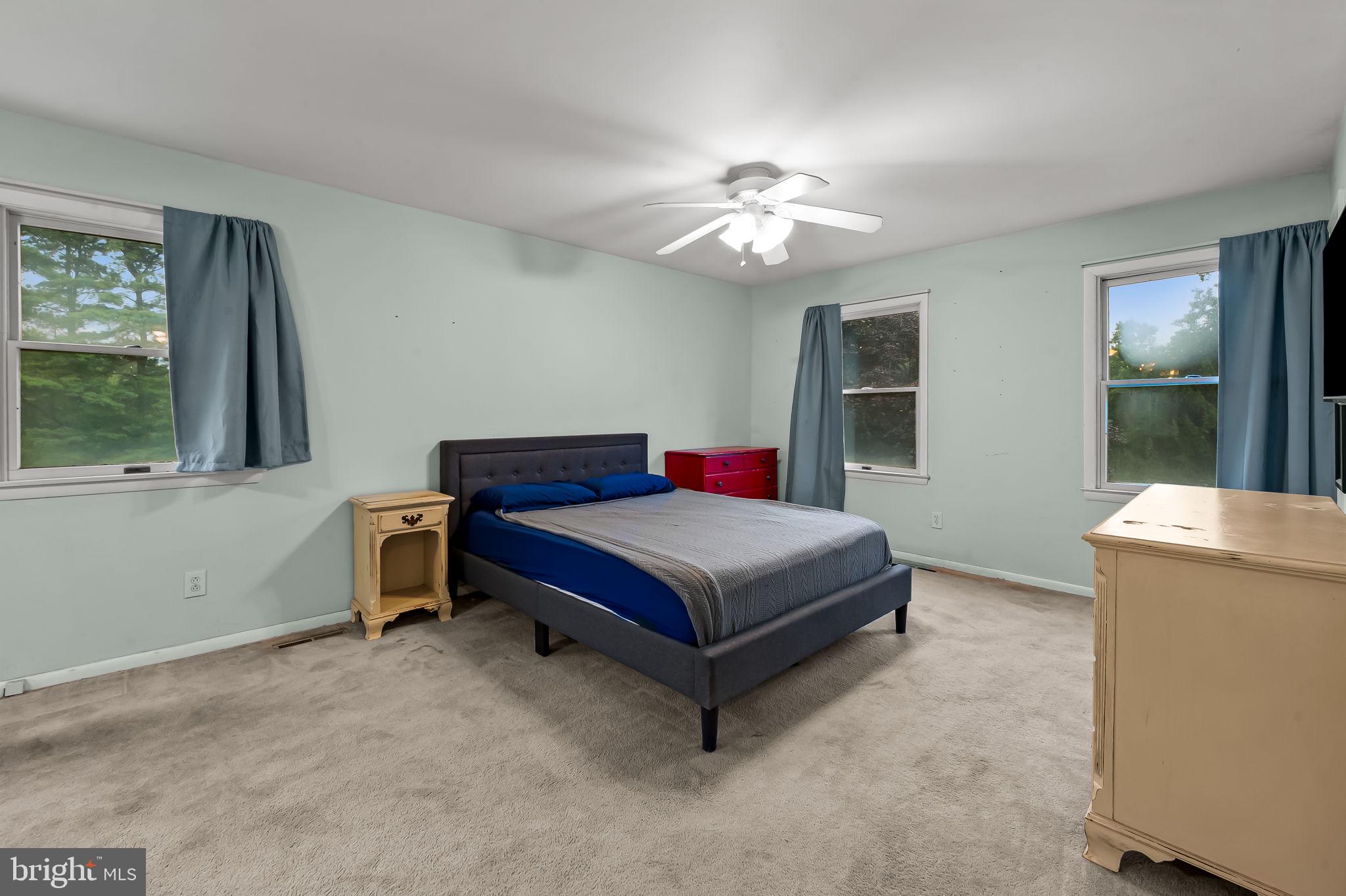 FLAGG MEADOW - Residential