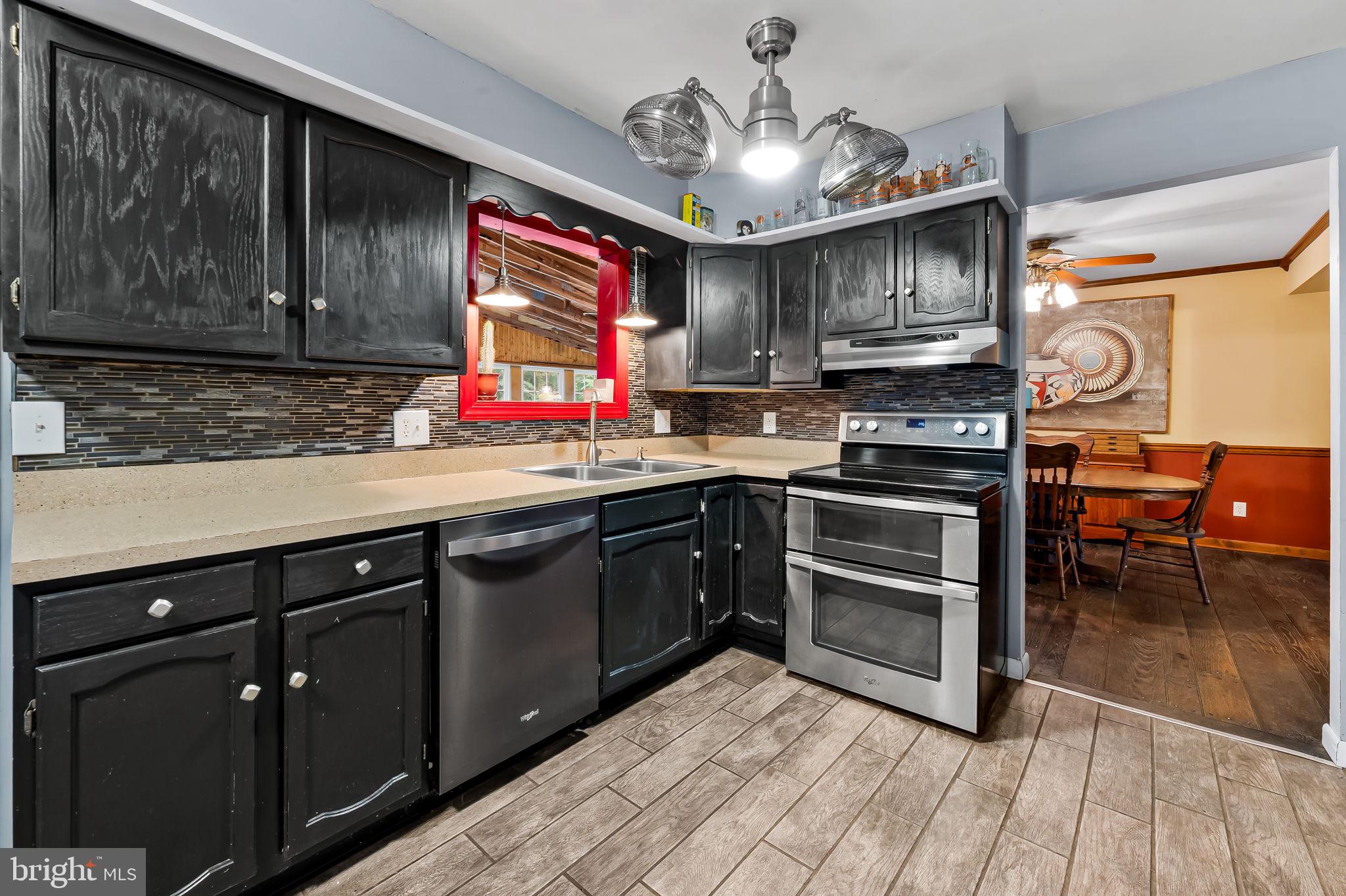 FLAGG MEADOW - Residential