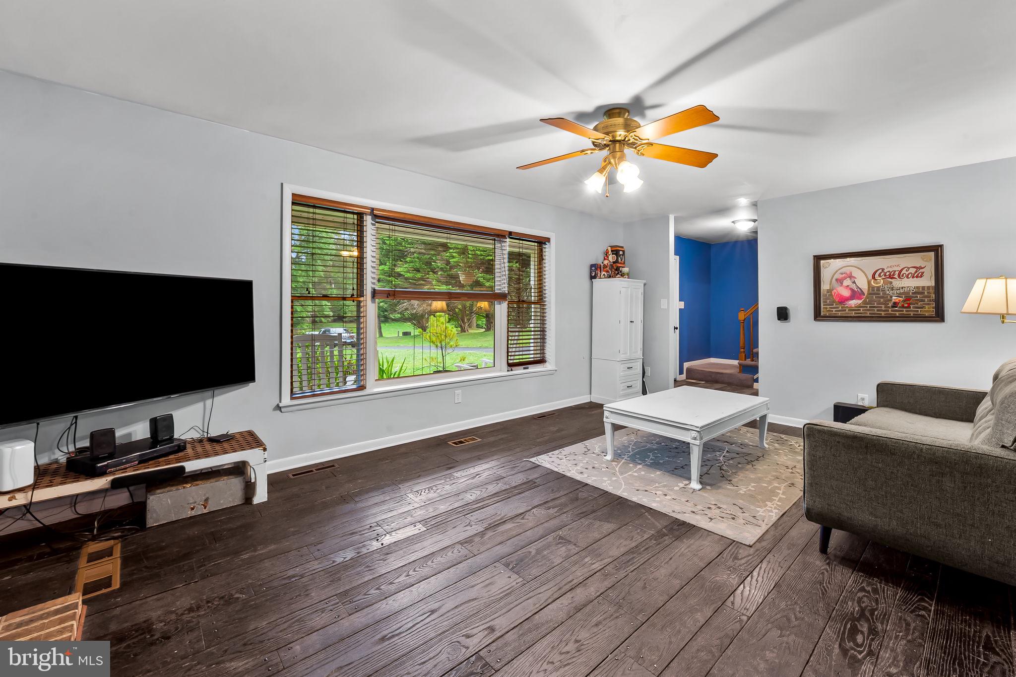 FLAGG MEADOW - Residential