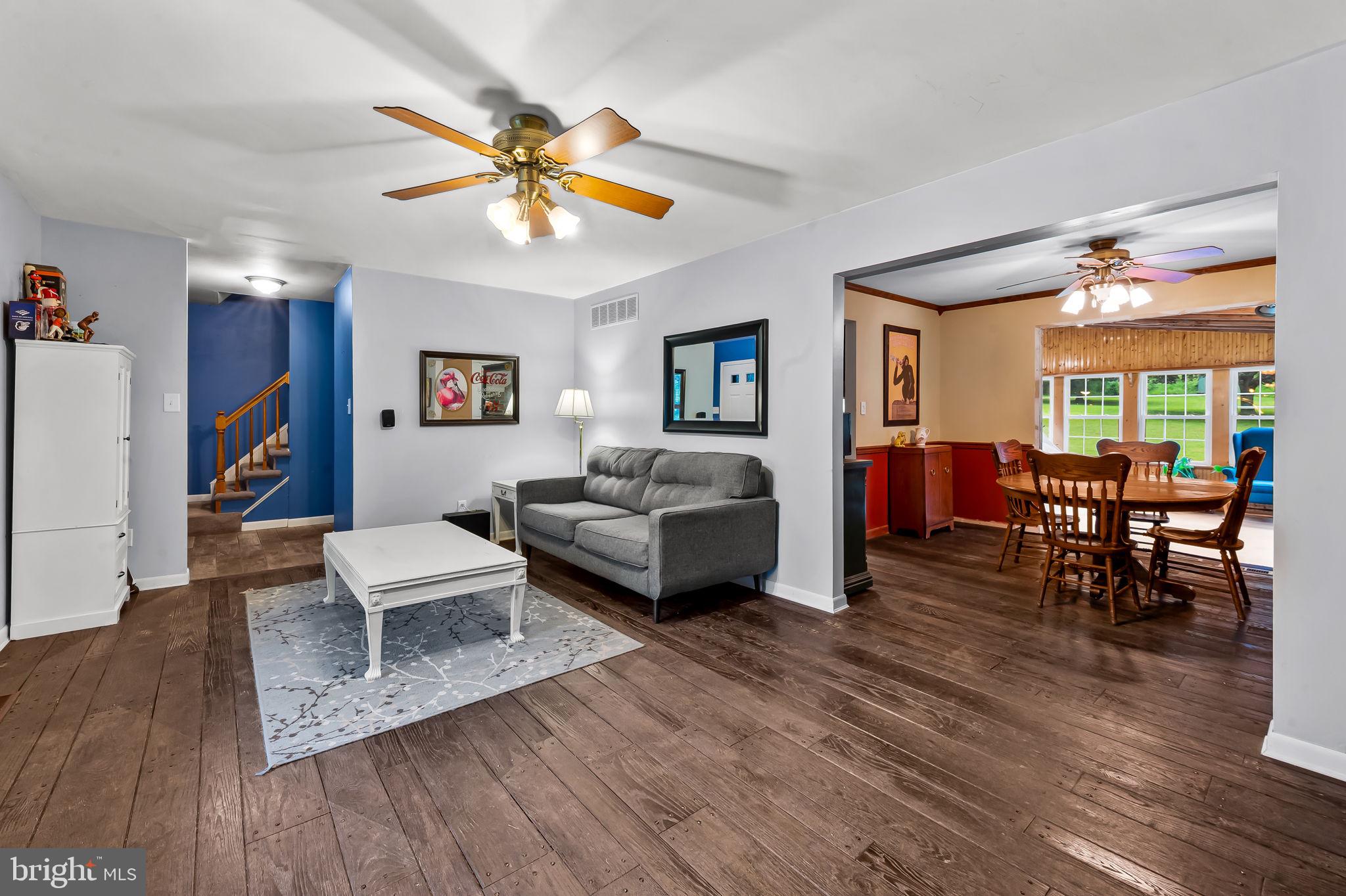 FLAGG MEADOW - Residential