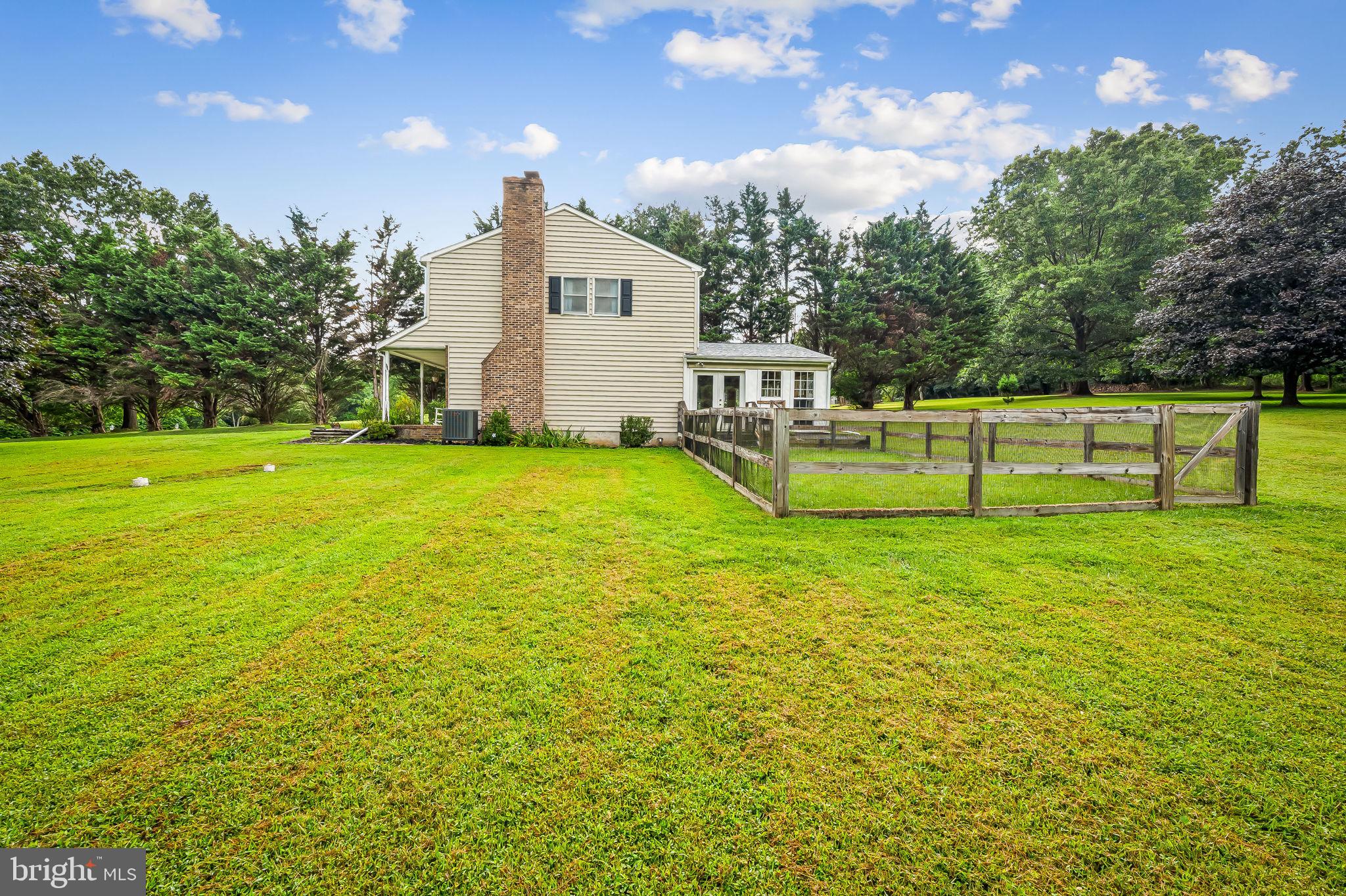 FLAGG MEADOW - Residential