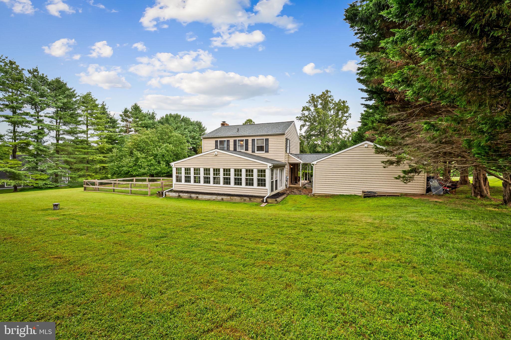 FLAGG MEADOW - Residential