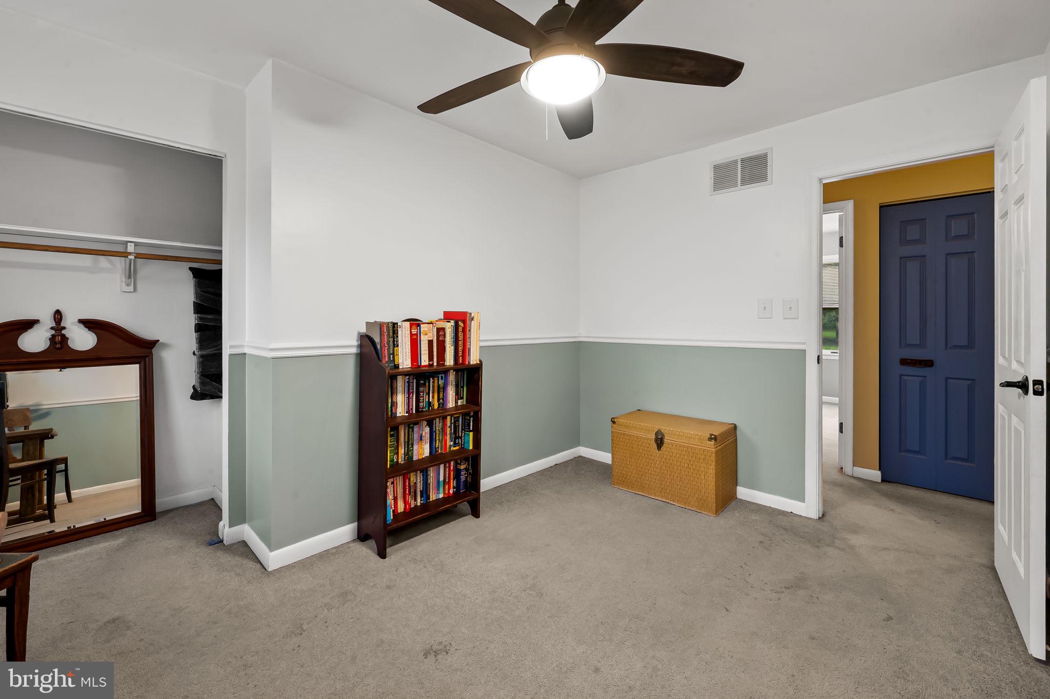 FLAGG MEADOW - Residential