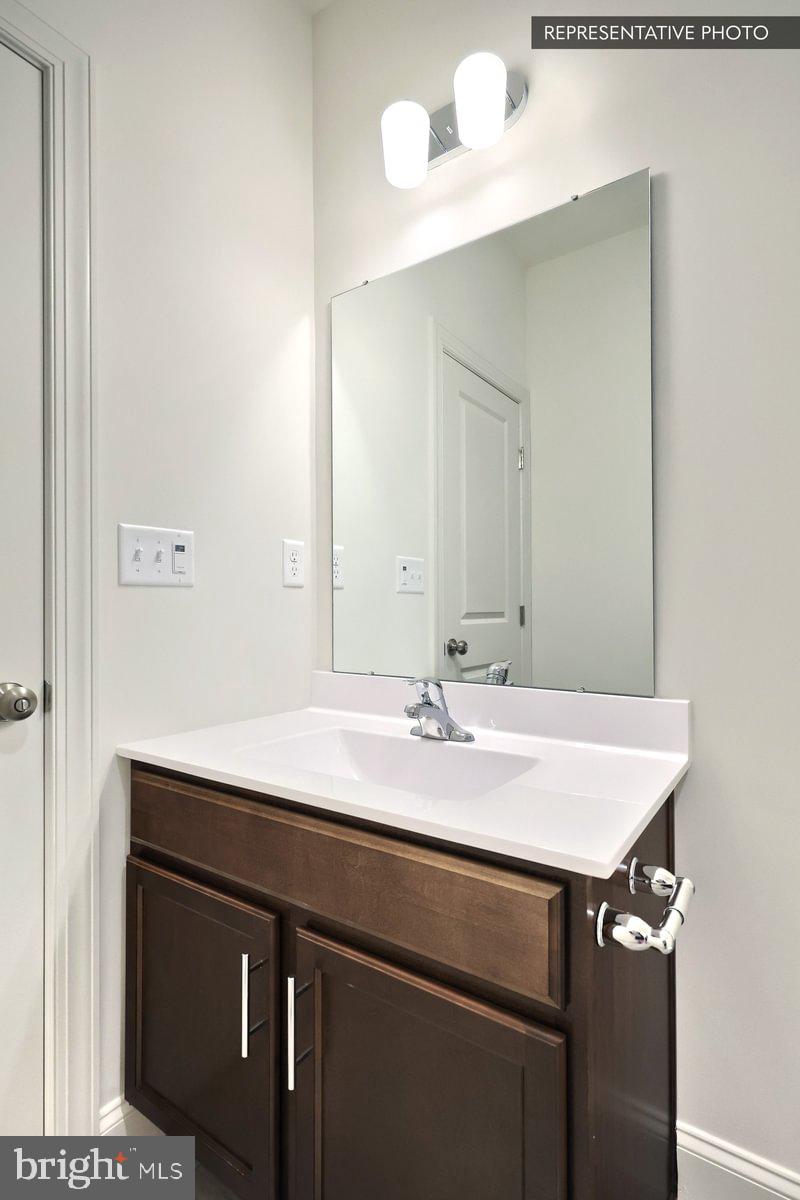 HICKORY POINTE - Residential