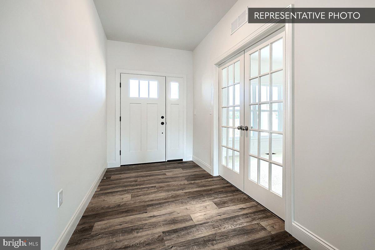 HICKORY POINTE - Residential