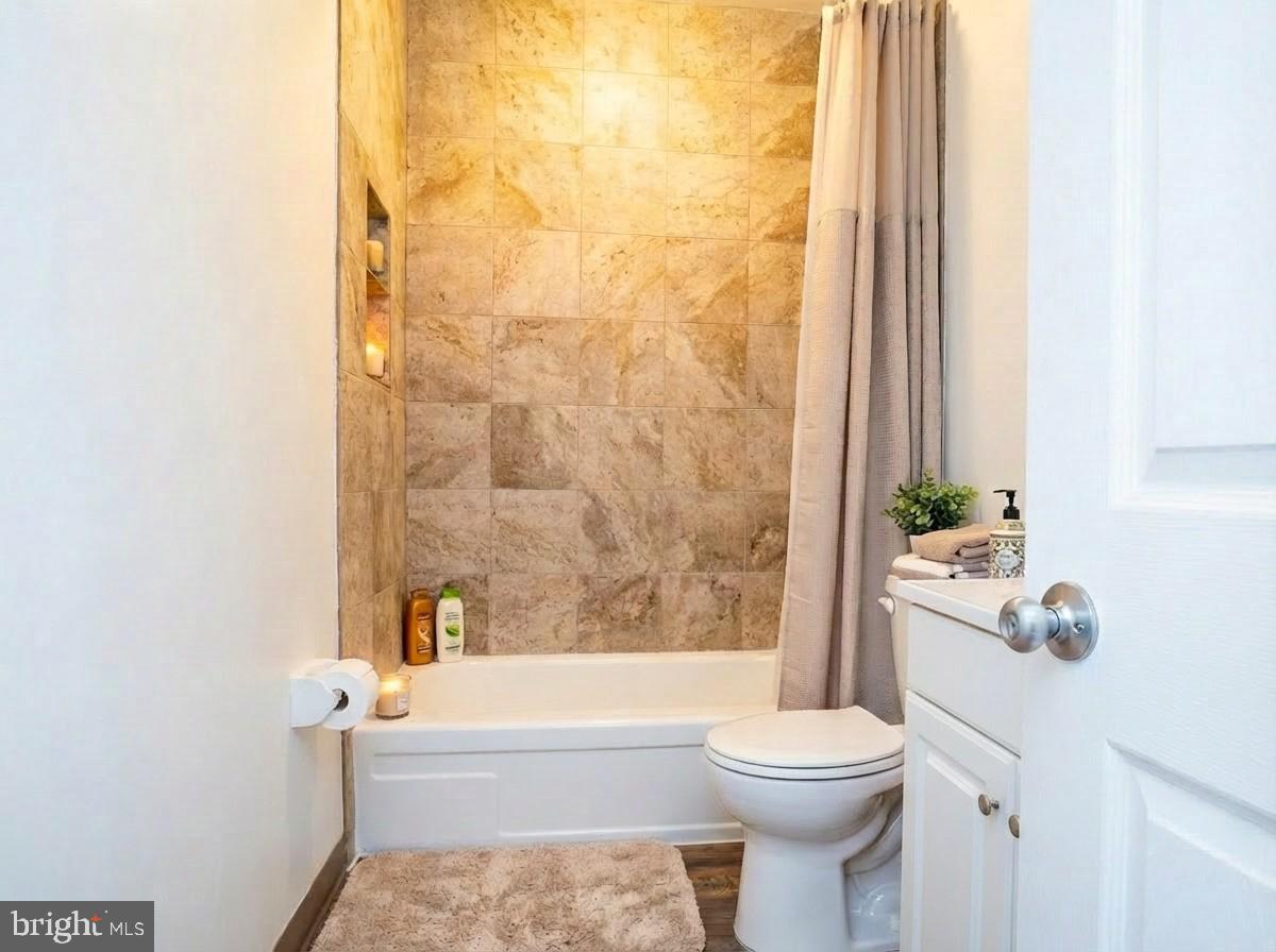 BRADBURY PARK - Residential