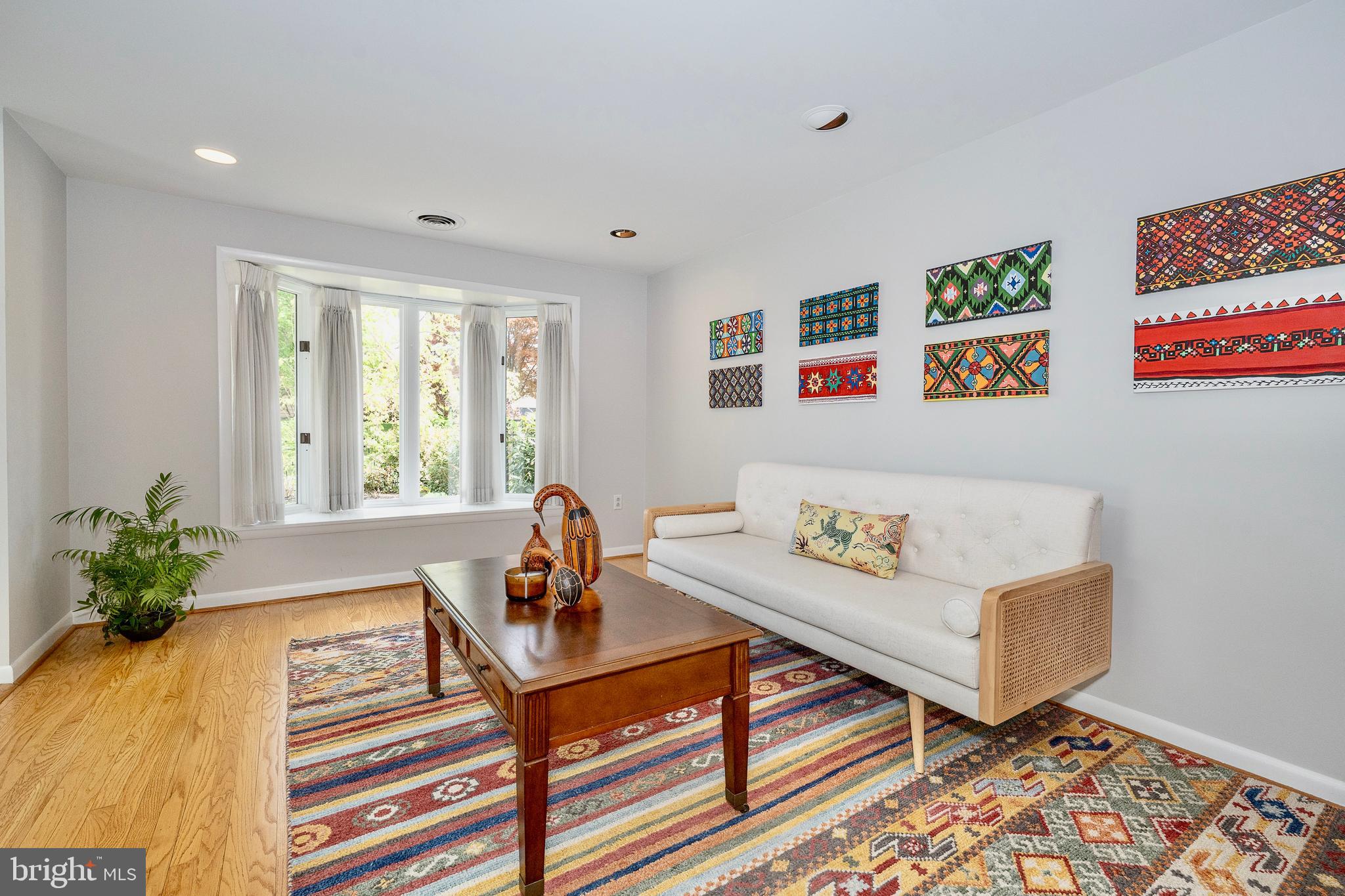 COLLEGE PARK - Residential