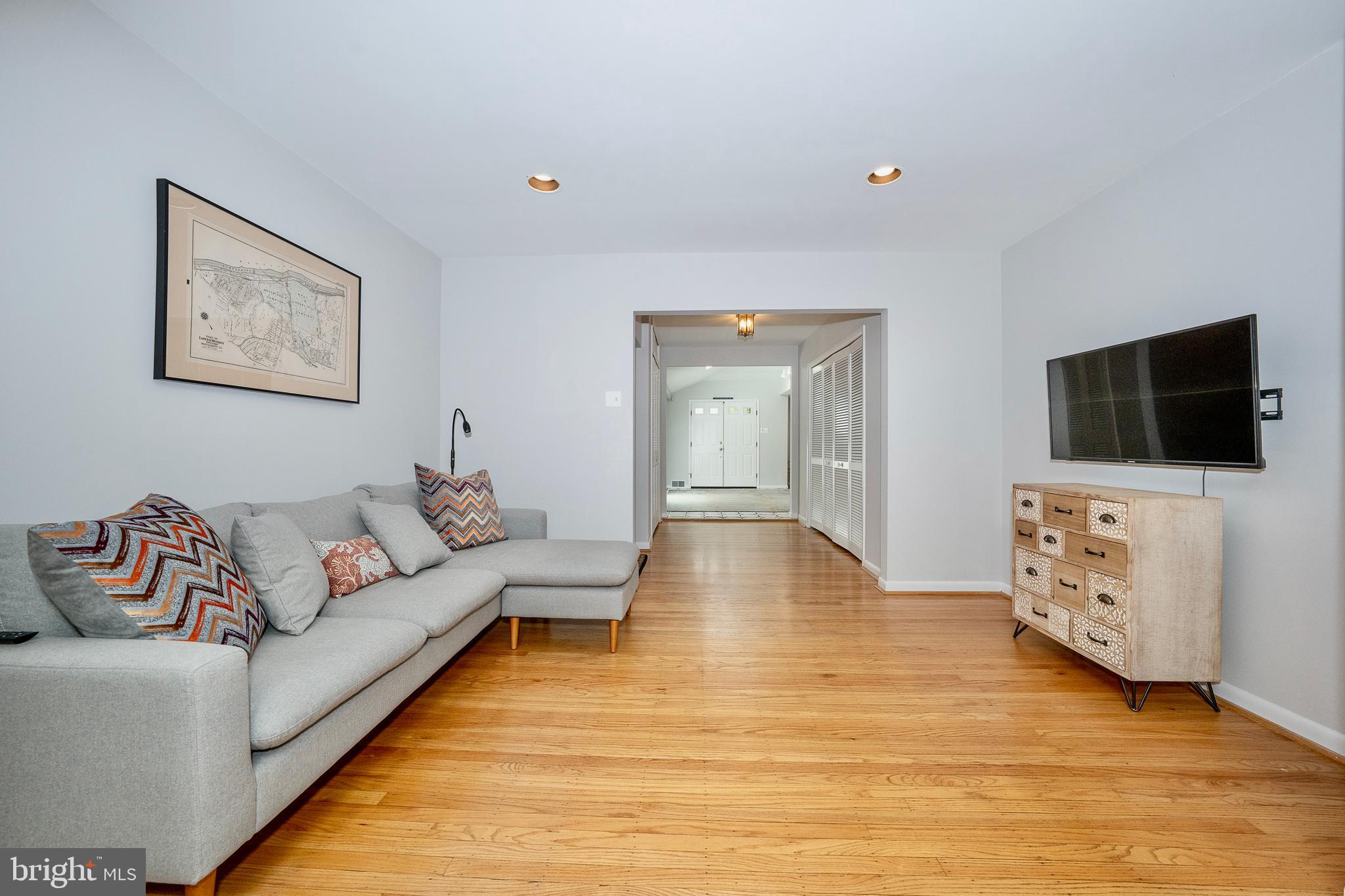 COLLEGE PARK - Residential