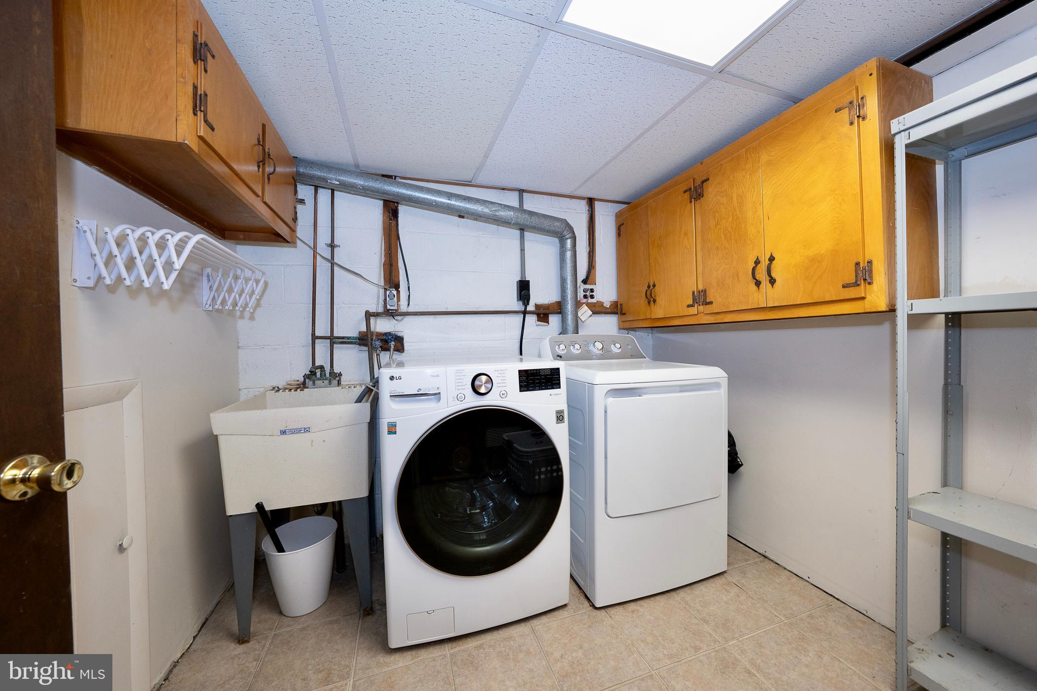 COLLEGE PARK - Residential