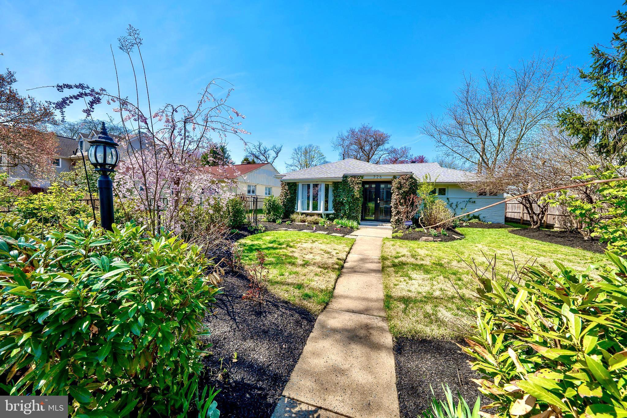 COLLEGE PARK - Residential