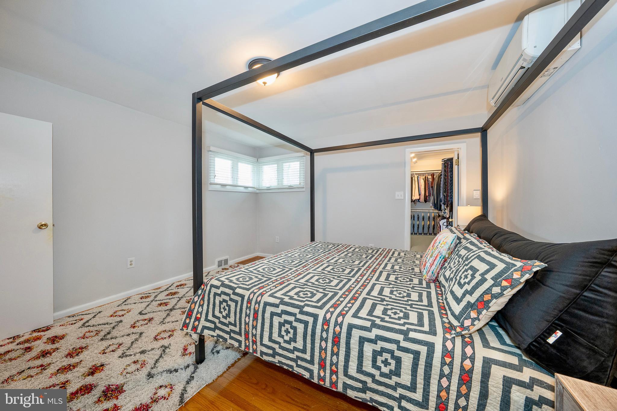 COLLEGE PARK - Residential