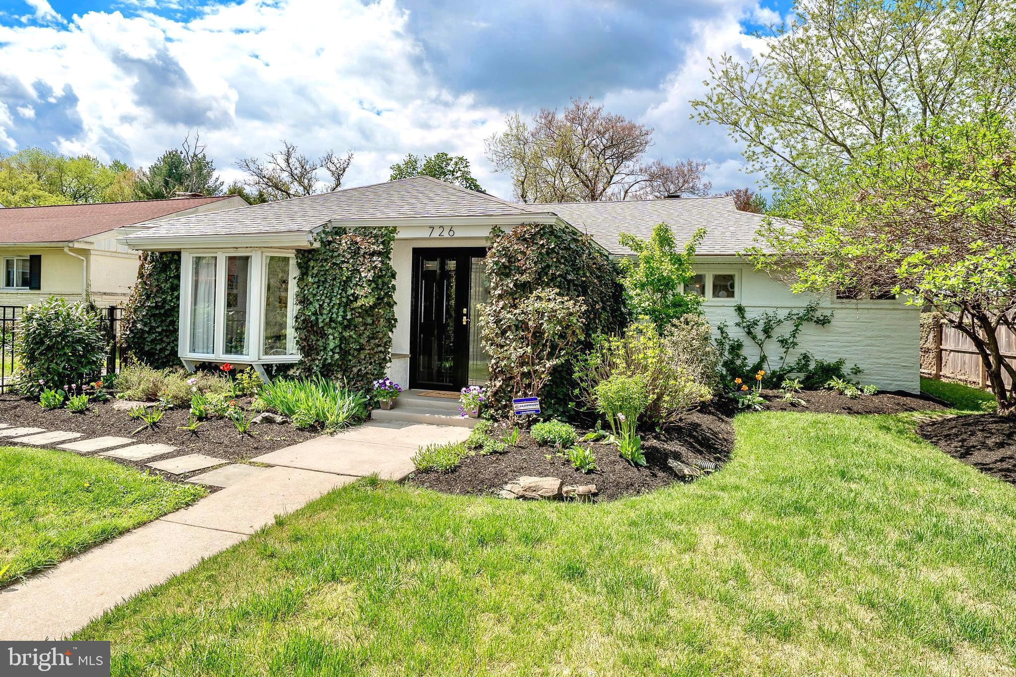 COLLEGE PARK - Residential