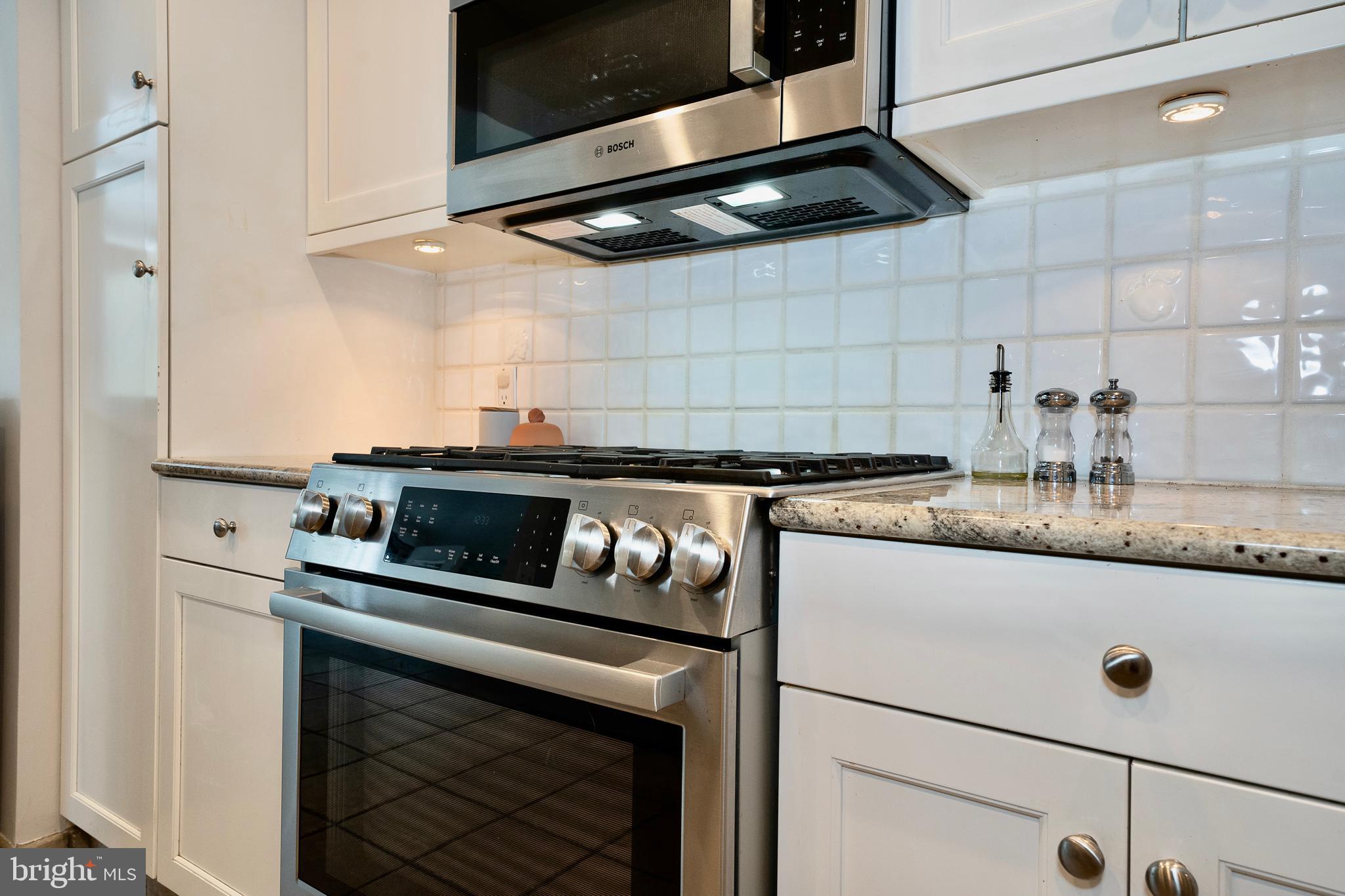 COLLEGE PARK - Residential